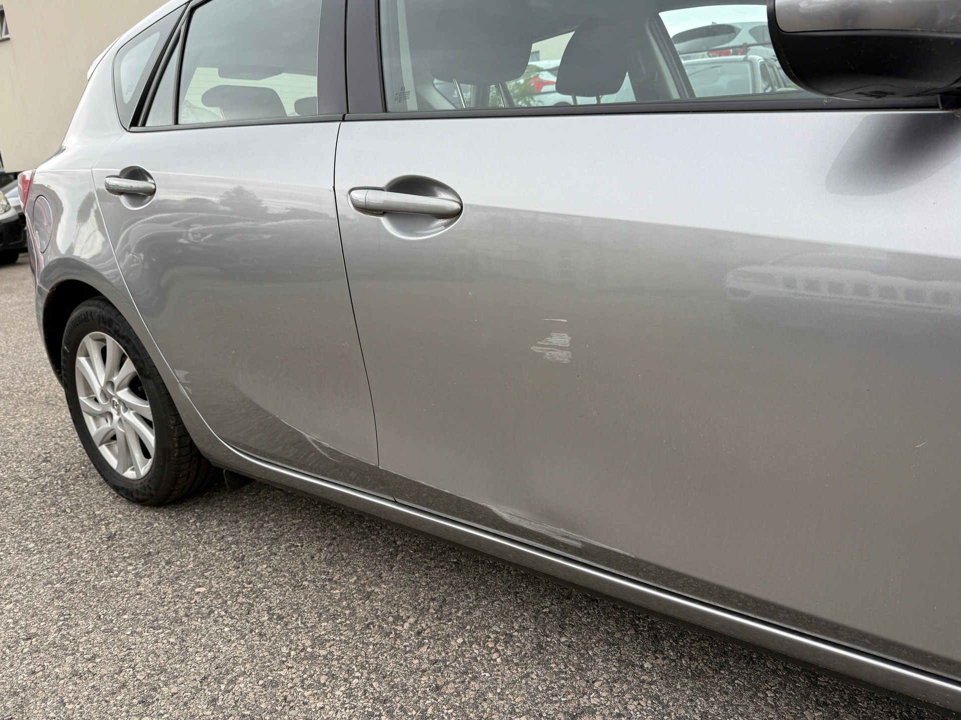 MAZDA 3 1.6 16V Exclusive - Possibilité d’une Nouvelle Expertise & Service + Garantie + Carrosserie Faite en Ordre pour 7‘900 CHF-image-16