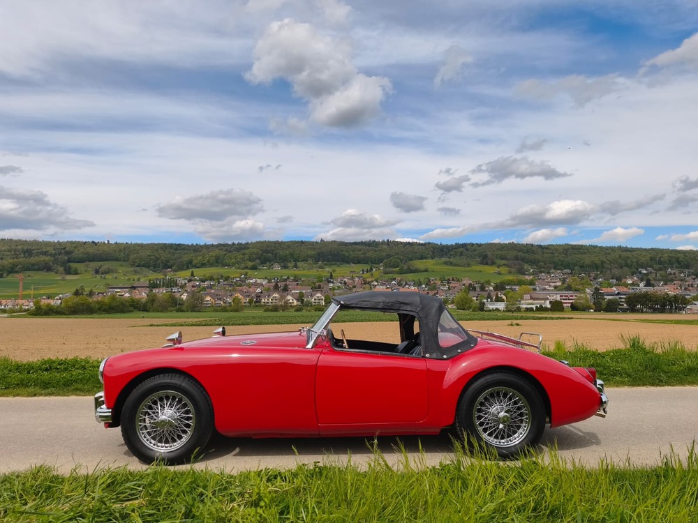 MG MGA 1500-image-3
