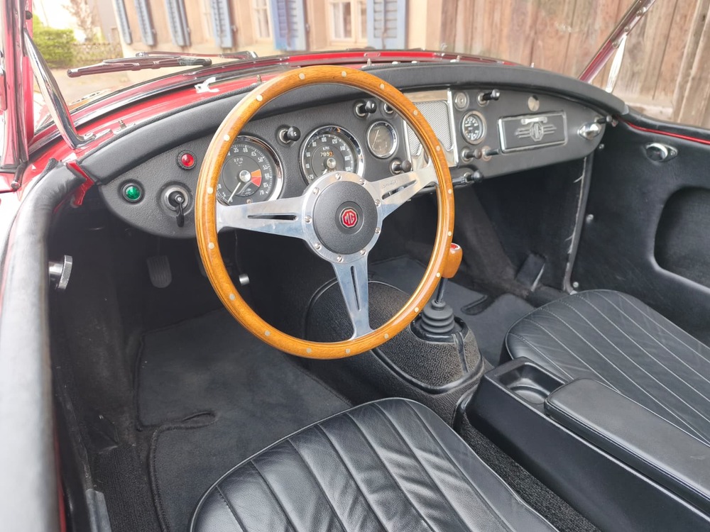 MG MGA 1500-image-9