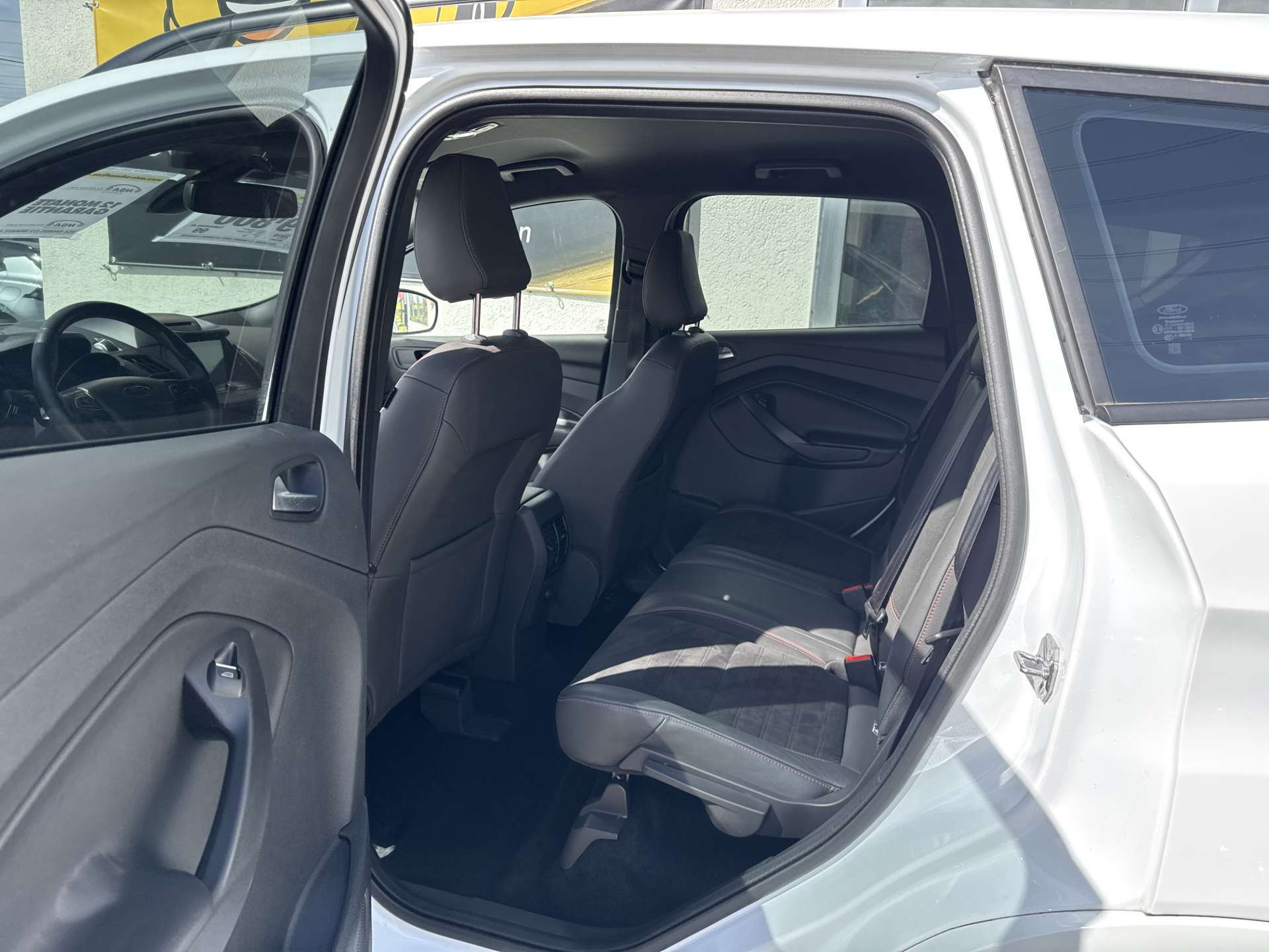 FORD Kuga 1.5 SCTi ST Line High 2WD-image-7