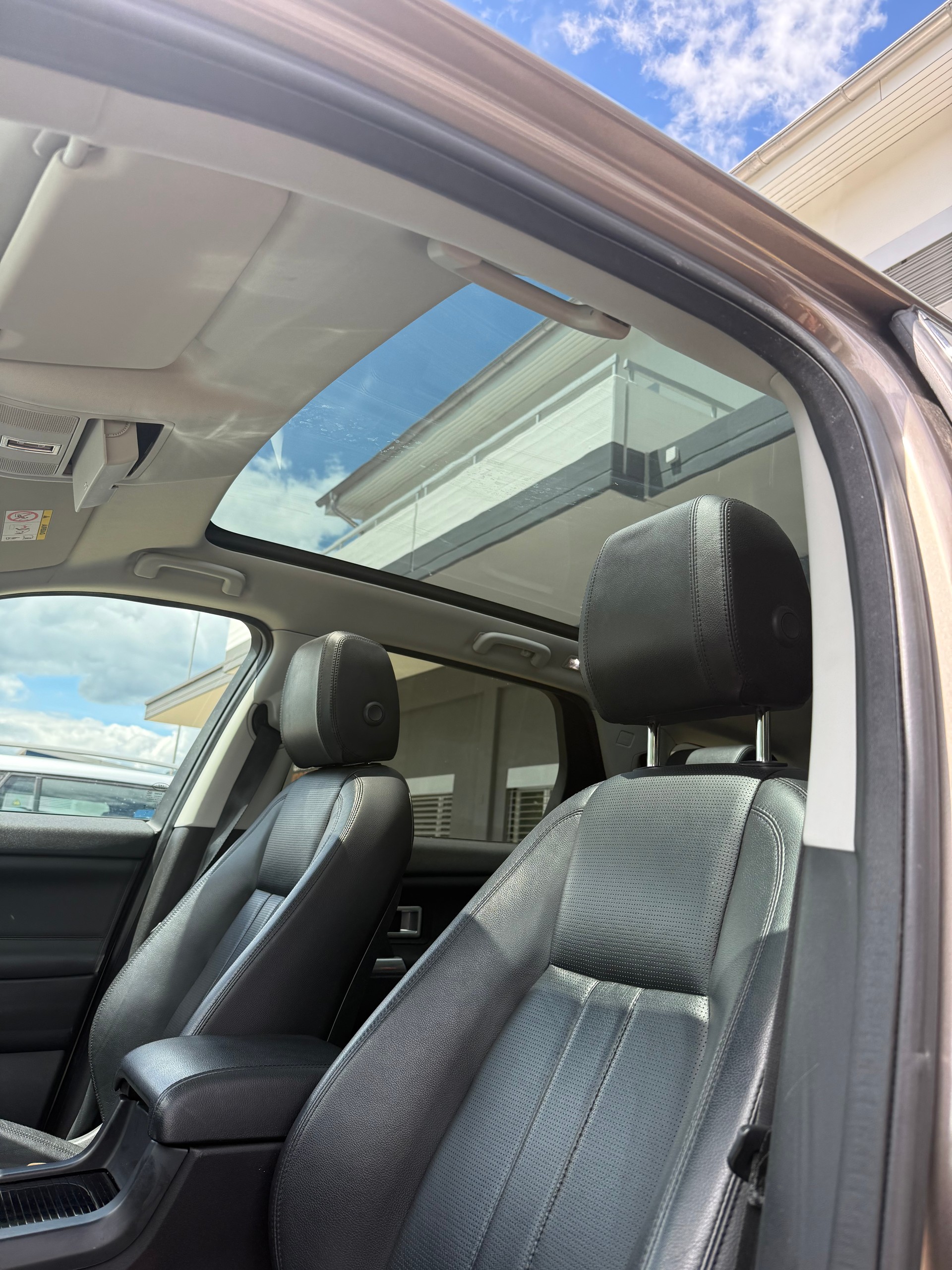 LAND ROVER Discovery Sport 2.0 TD4 HSE AT9-image-13