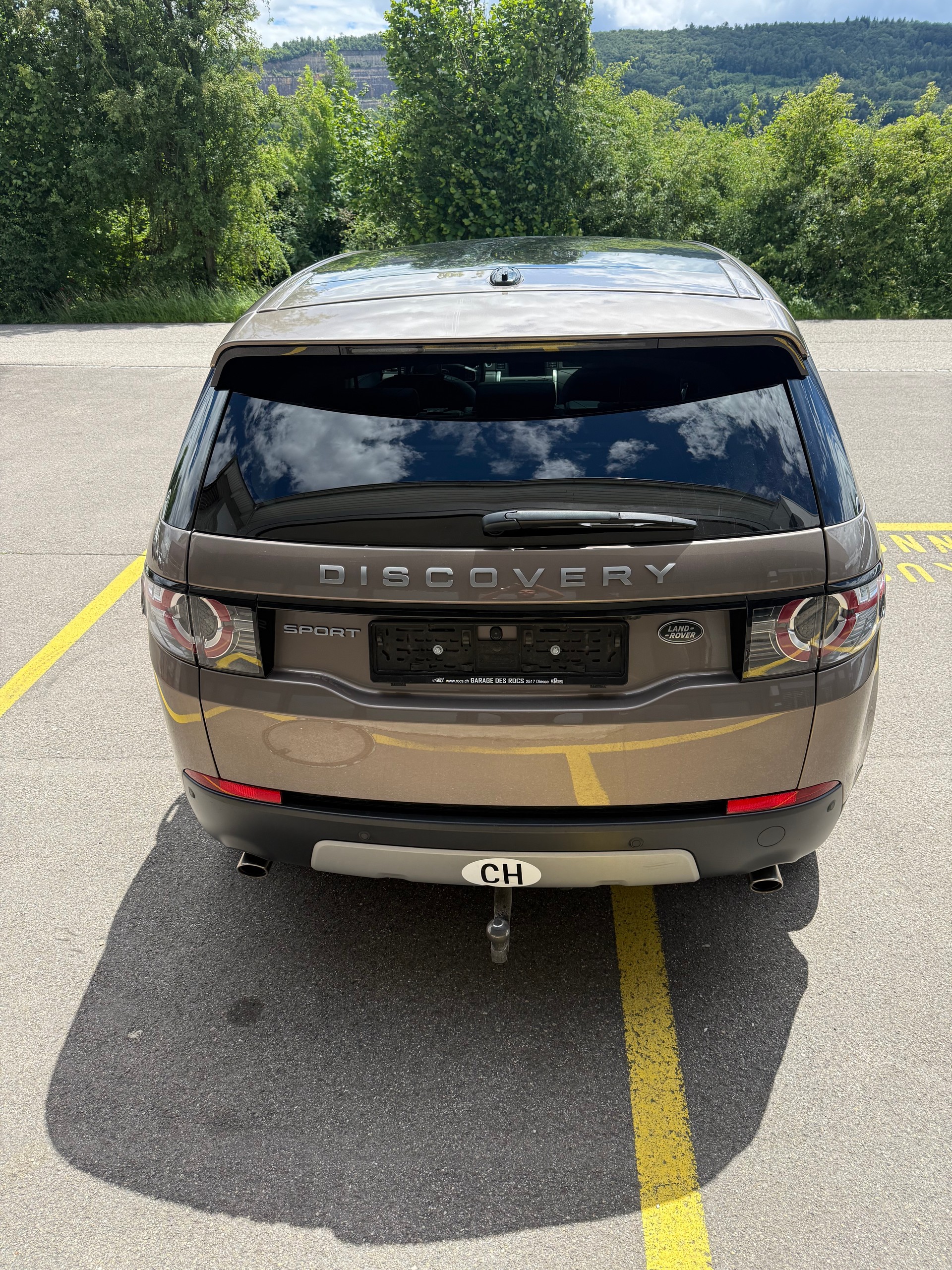 LAND ROVER Discovery Sport 2.0 TD4 HSE AT9-image-9