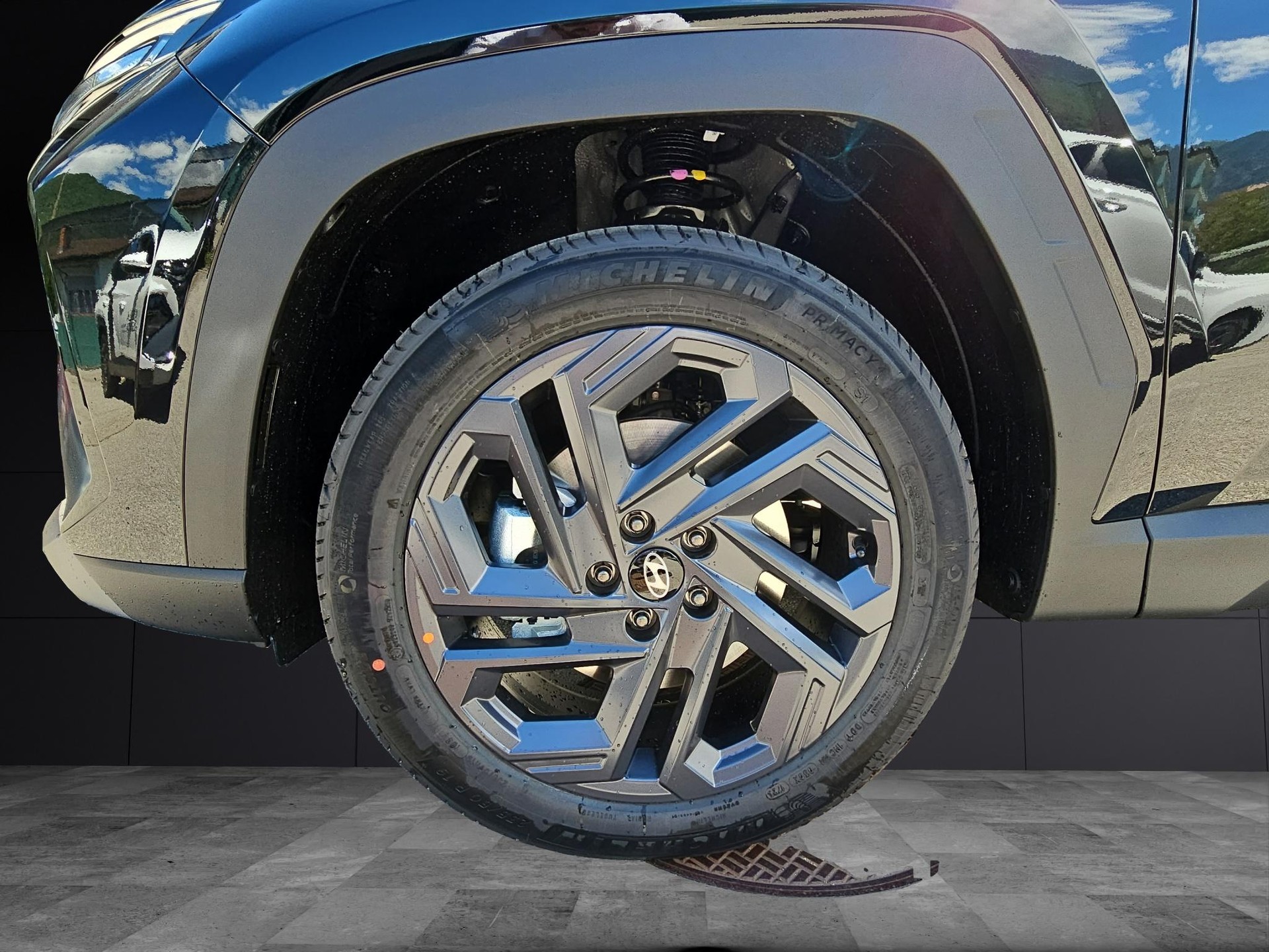 HYUNDAI Tucson 1.6 T-GDi HEV Origo Blackline 4WD-image-8