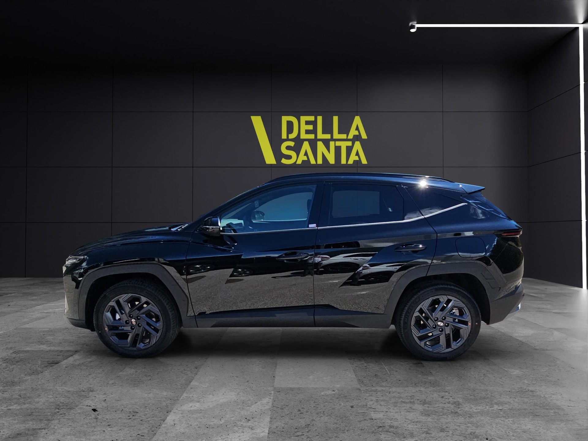 HYUNDAI Tucson 1.6 T-GDi HEV Origo Blackline 4WD-image-1