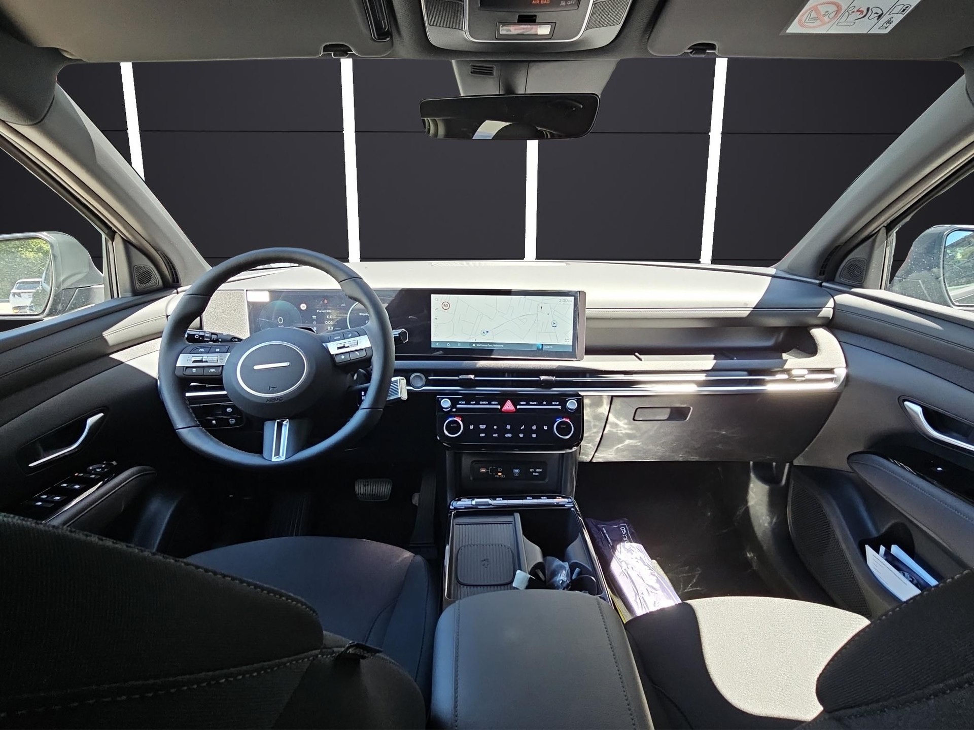 HYUNDAI Tucson 1.6 T-GDi HEV Origo Blackline 4WD-image-11