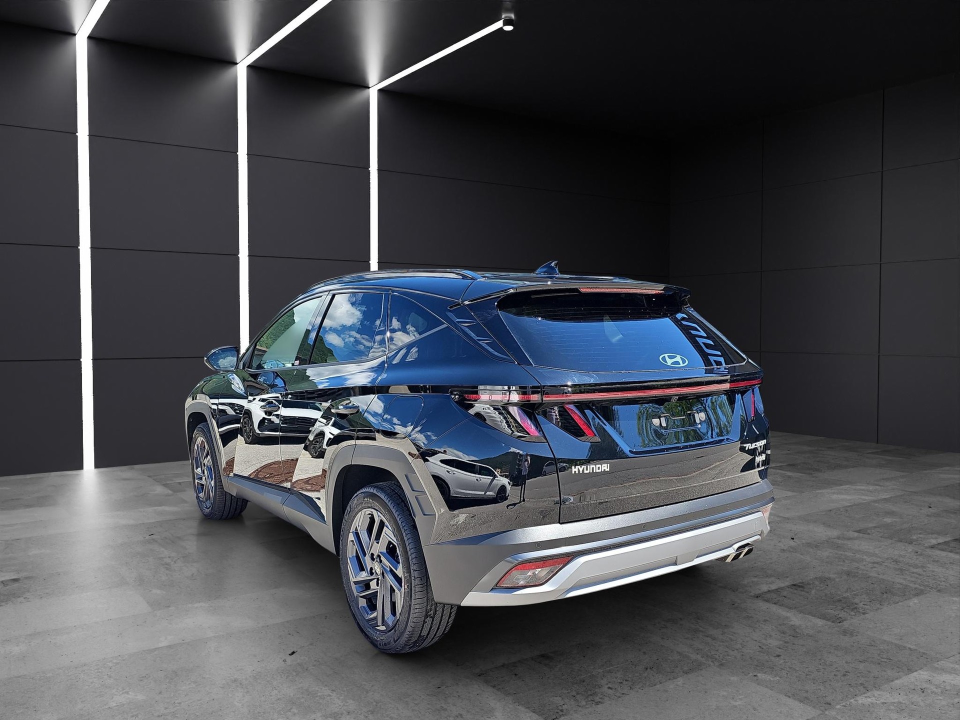 HYUNDAI Tucson 1.6 T-GDi HEV Origo Blackline 4WD-image-2