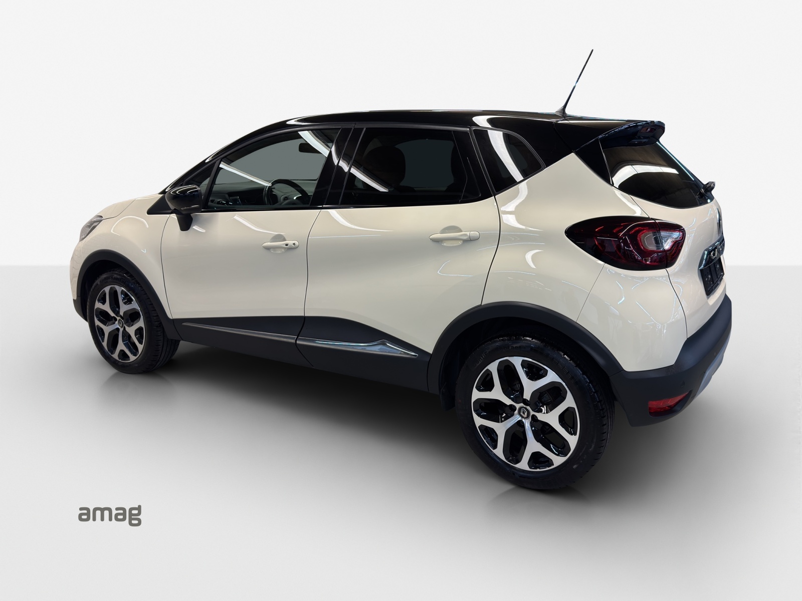 RENAULT Captur 1.3 T Intens-showroom-element-2