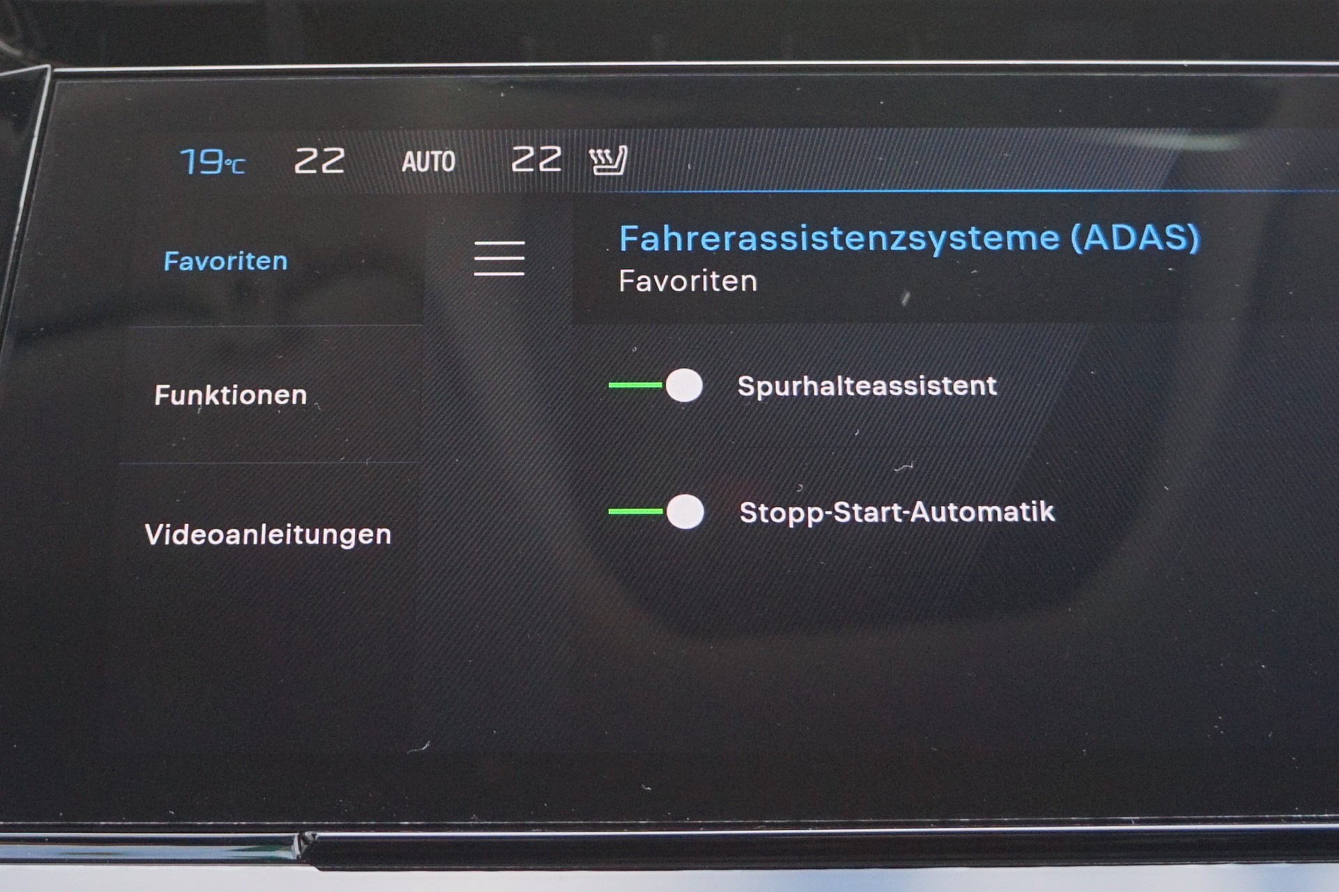 PEUGEOT 308 SW 1.5 BlueHDI Allure EAT8 ** ANHÄNGERKKUPPLUNG -AUT-DISTANZREGLER -KOMOFRT PAKET -360° KAMERA -APPLE CARPLAY - LED-image-21