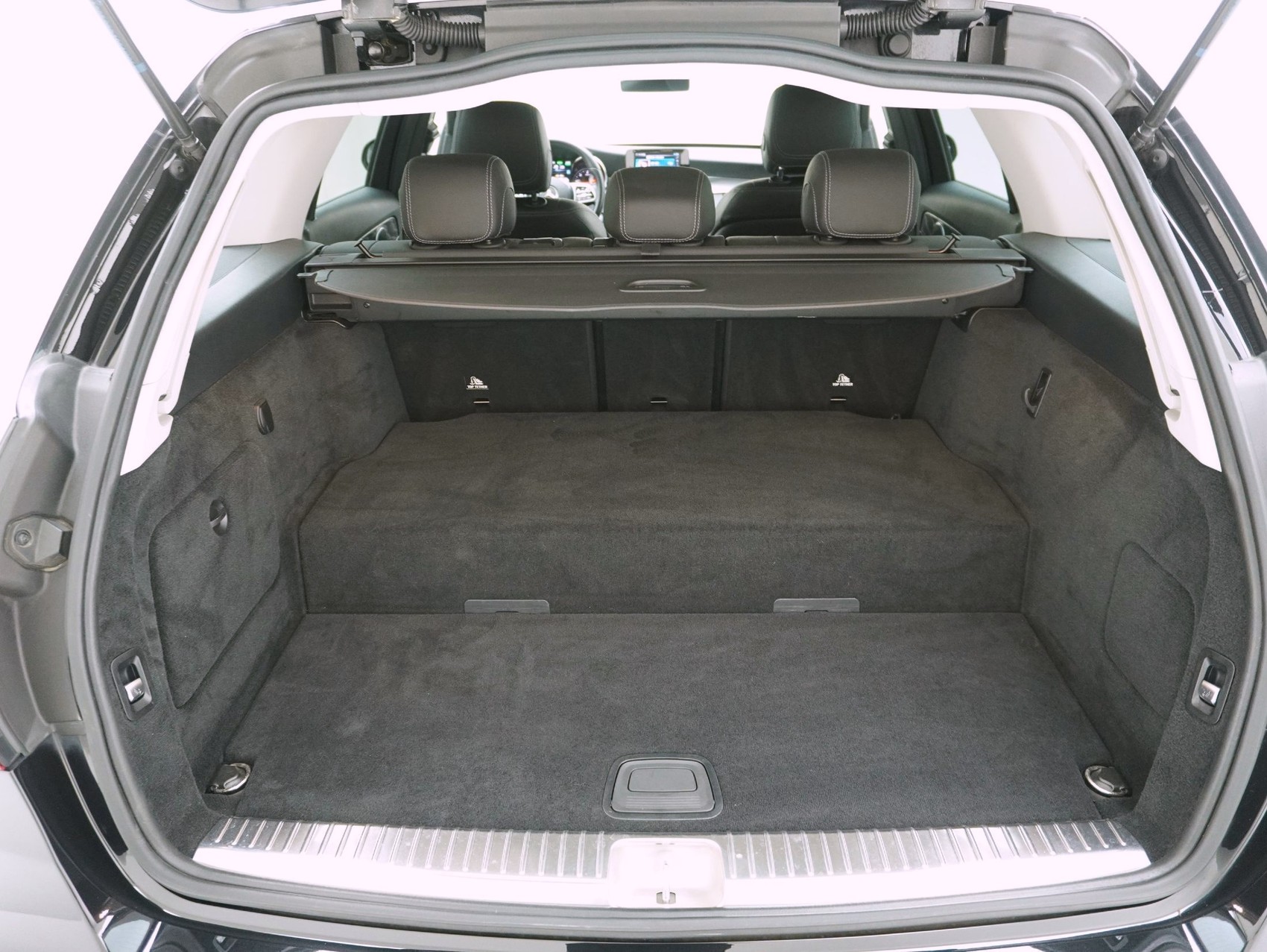 MERCEDES-BENZ C-Klasse C 300 de Avantgarde Kombi-image-10