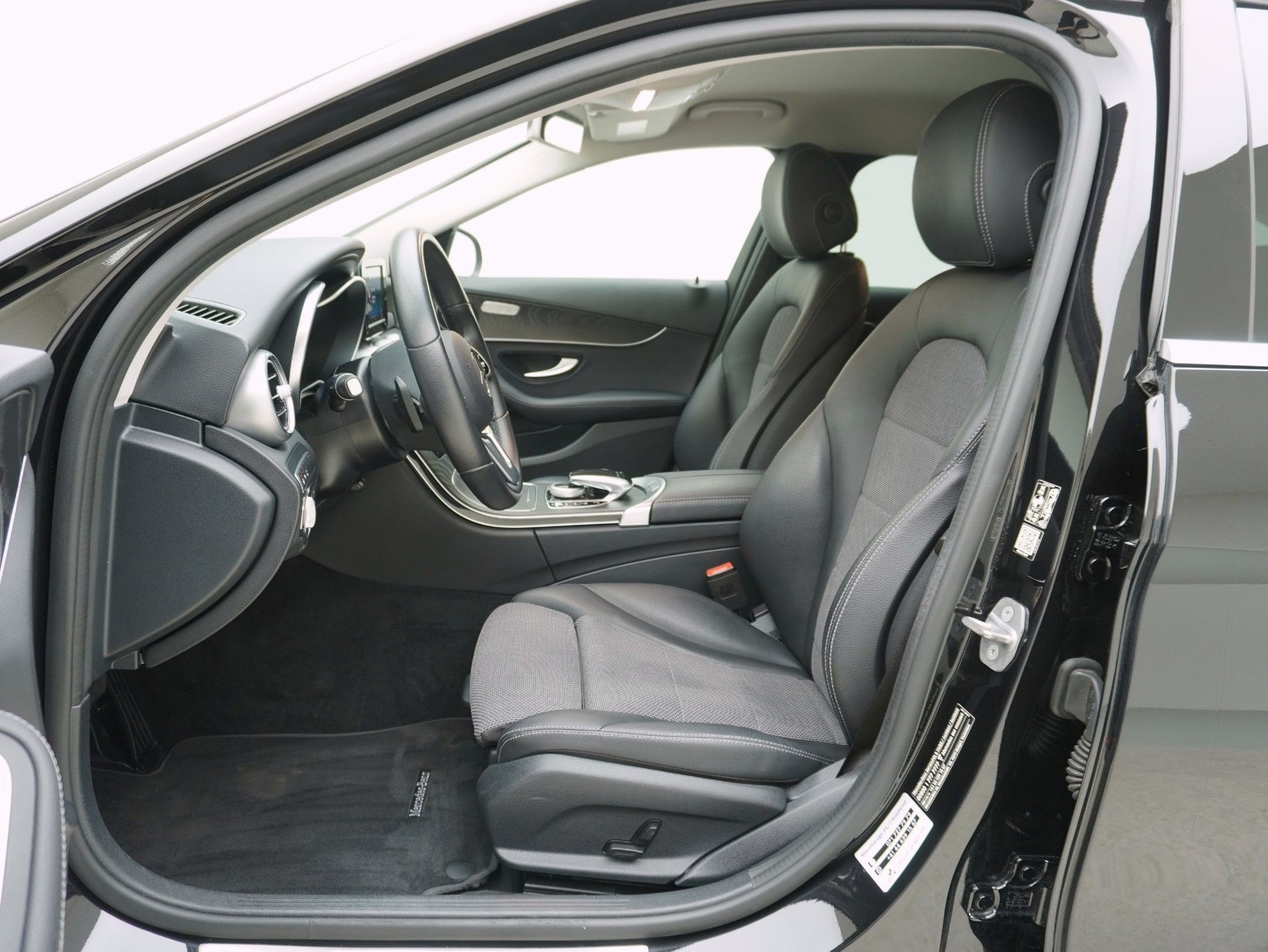 MERCEDES-BENZ C-Klasse C 300 de Avantgarde Kombi-image-6