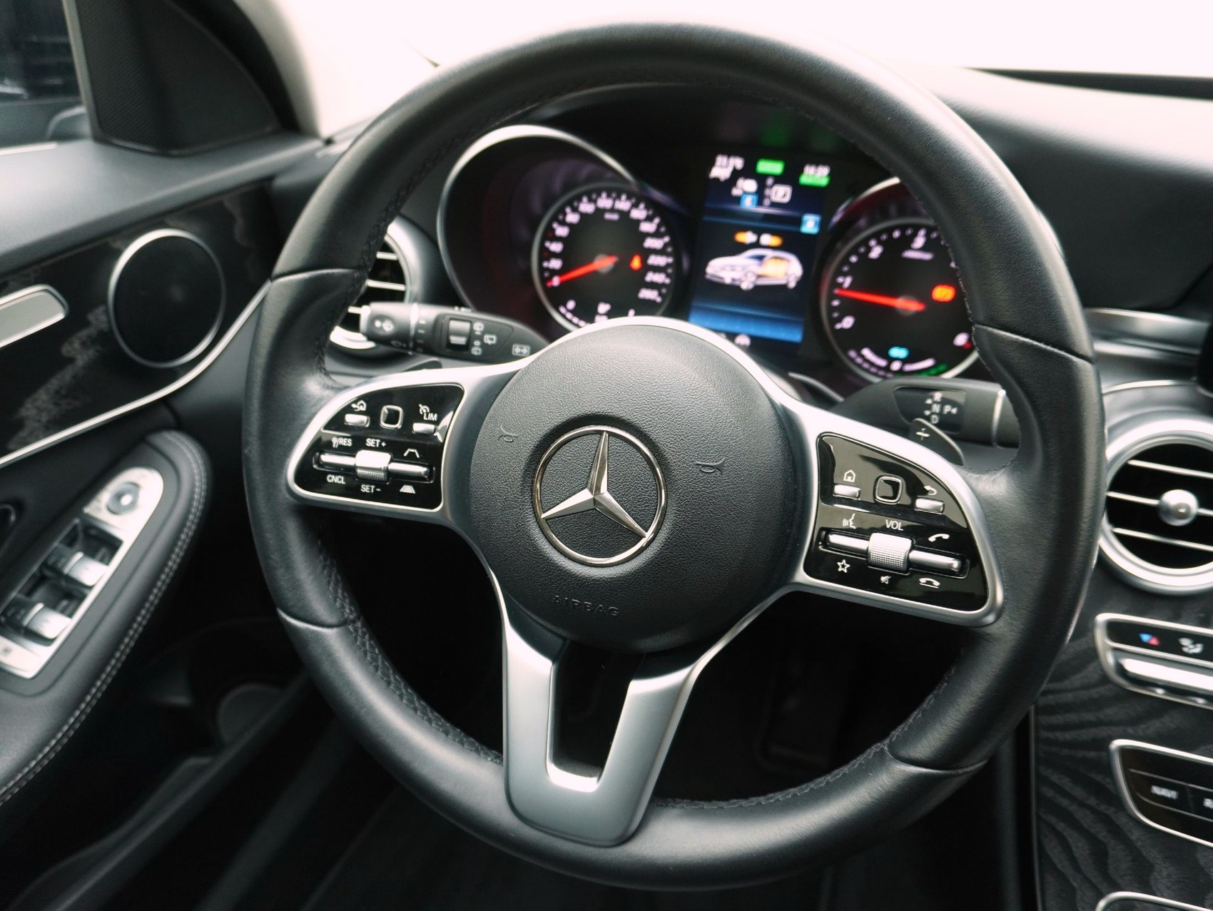 MERCEDES-BENZ C-Klasse C 300 de Avantgarde Kombi-image-8