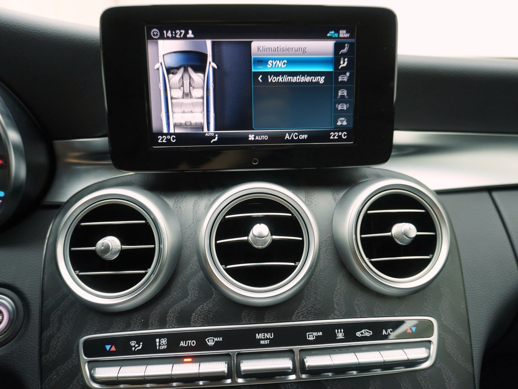 MERCEDES-BENZ C-Klasse C 300 de Avantgarde Kombi-image-18