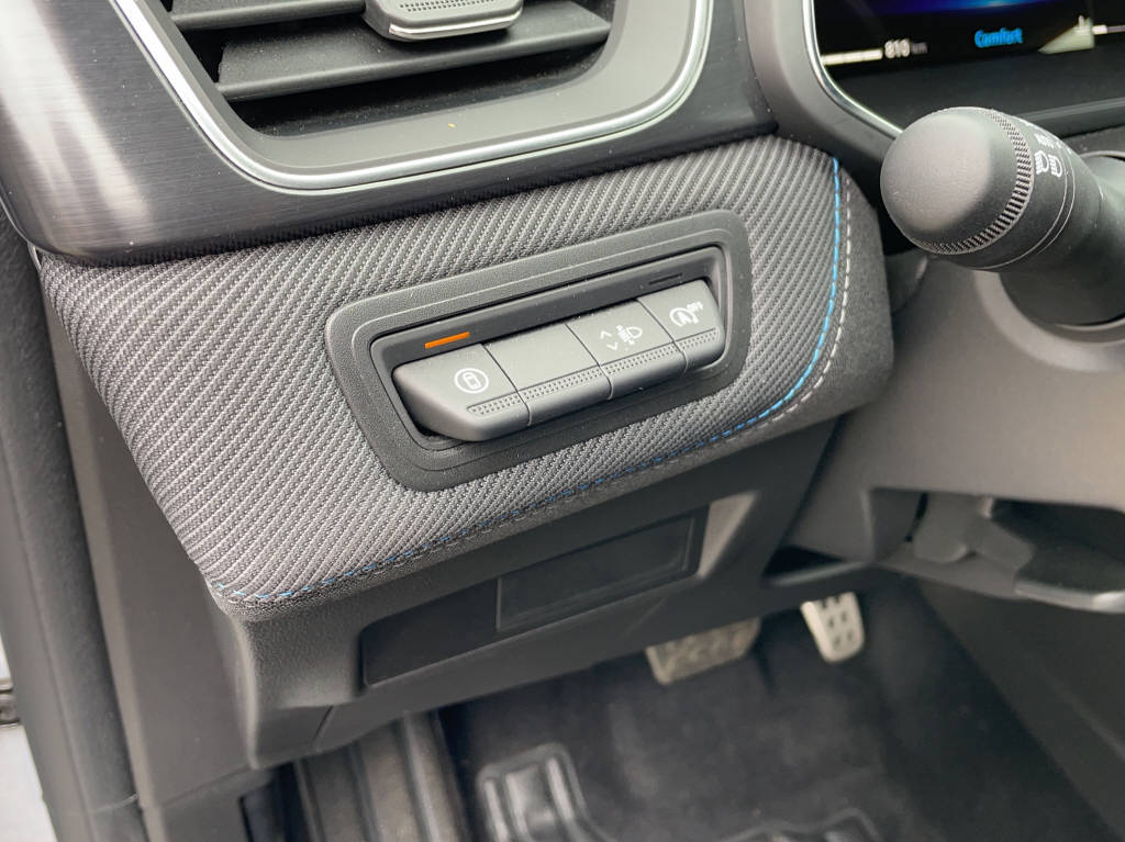 RENAULT Captur 1.3 TCe 160 esprit Alpine EDC-image-8