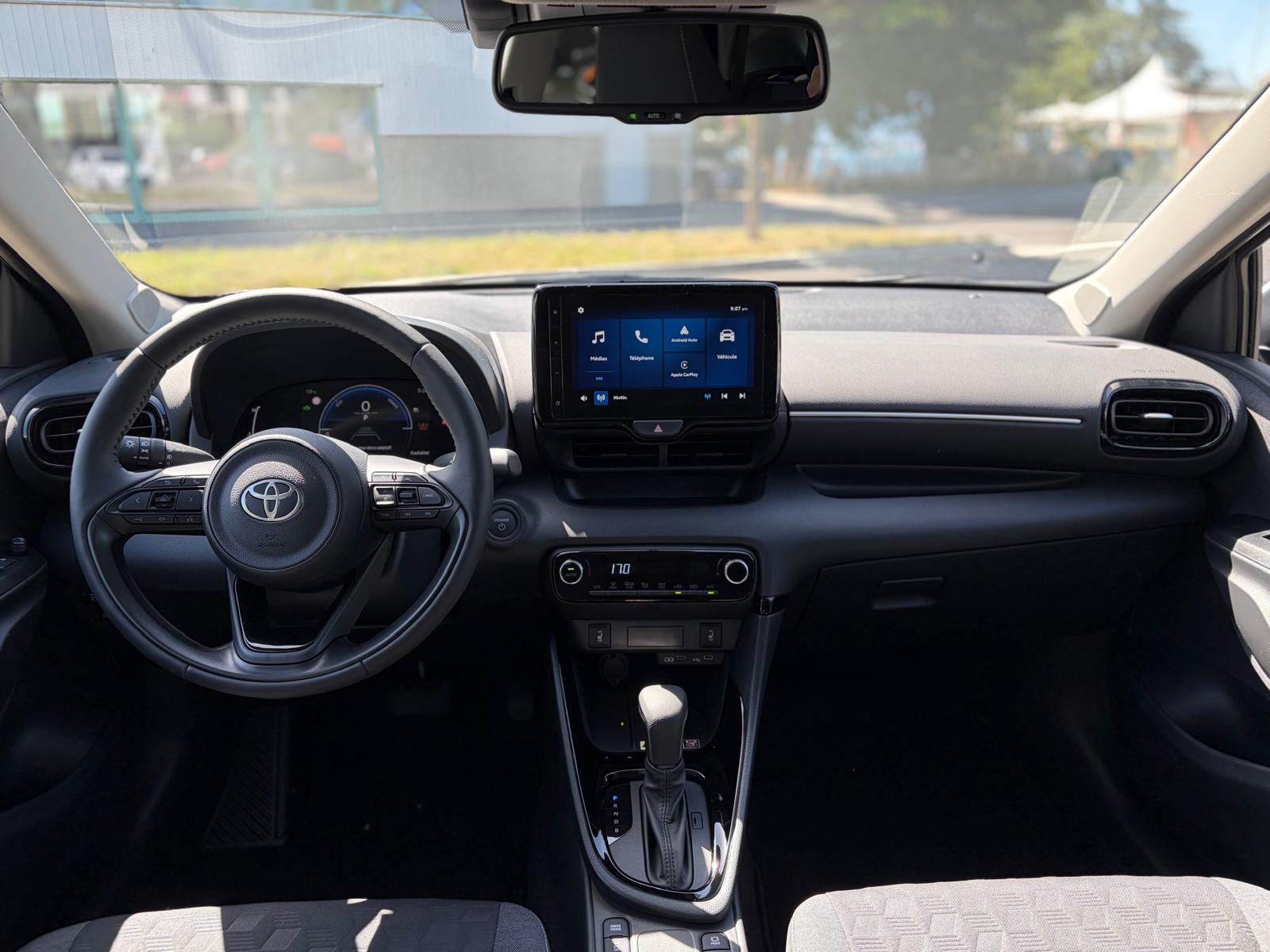 TOYOTA Yaris 1.5 Trend e-CVT-image-7