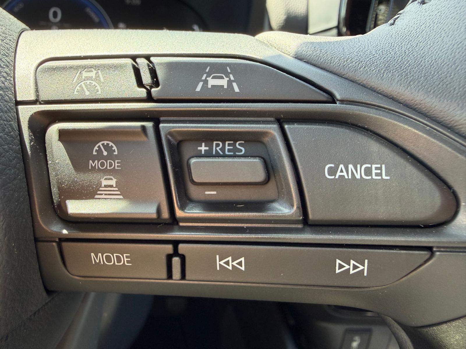 TOYOTA Yaris 1.5 Trend e-CVT-image-15