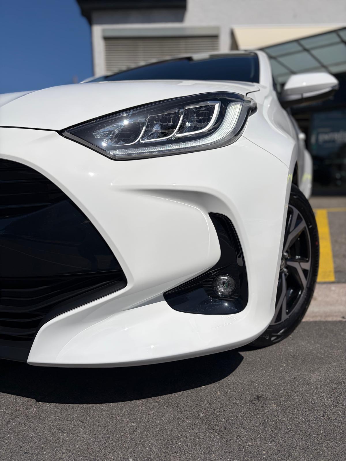 TOYOTA Yaris 1.5 Trend e-CVT-image-4