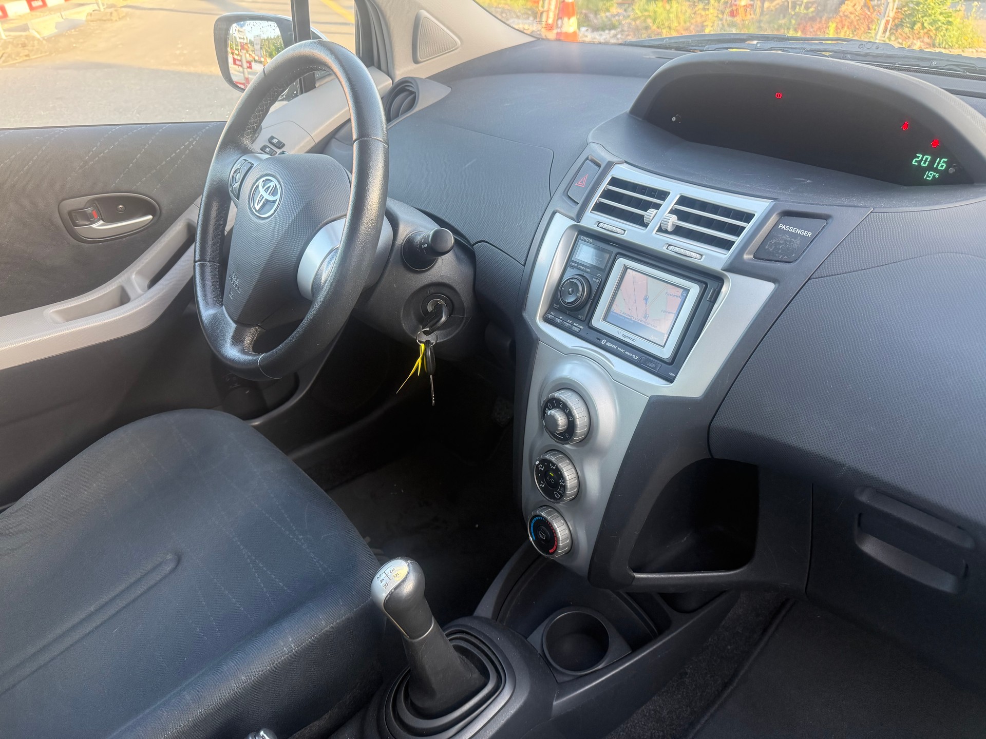TOYOTA Yaris 1.3 Linea Luna (MFK, SERVICE)-image-10