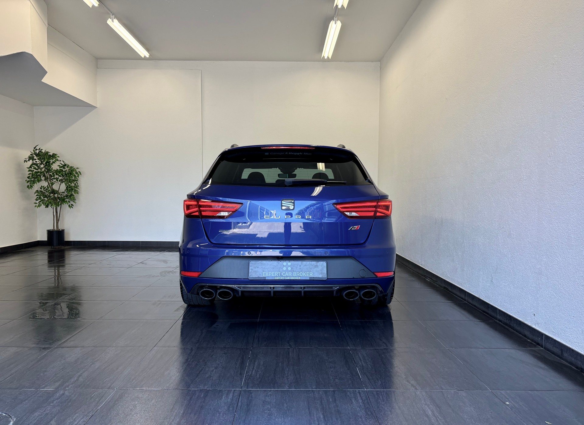 SEAT Leon ST 2.0 TSI Cupra 370 4 Drive DSG "Sondermodel"
