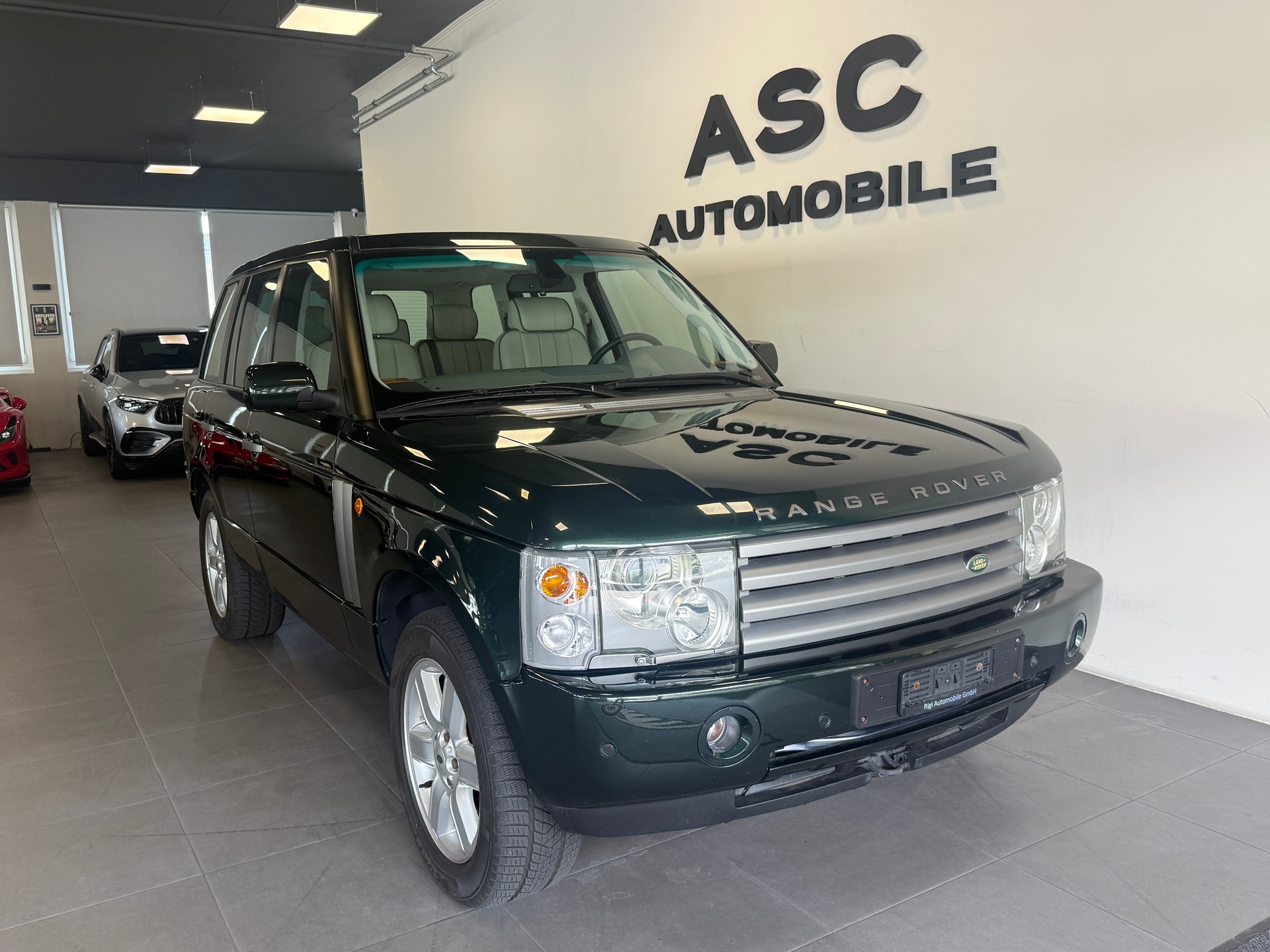 LAND ROVER Range Rover 4.4 V8 Vogue Automatic-image-0