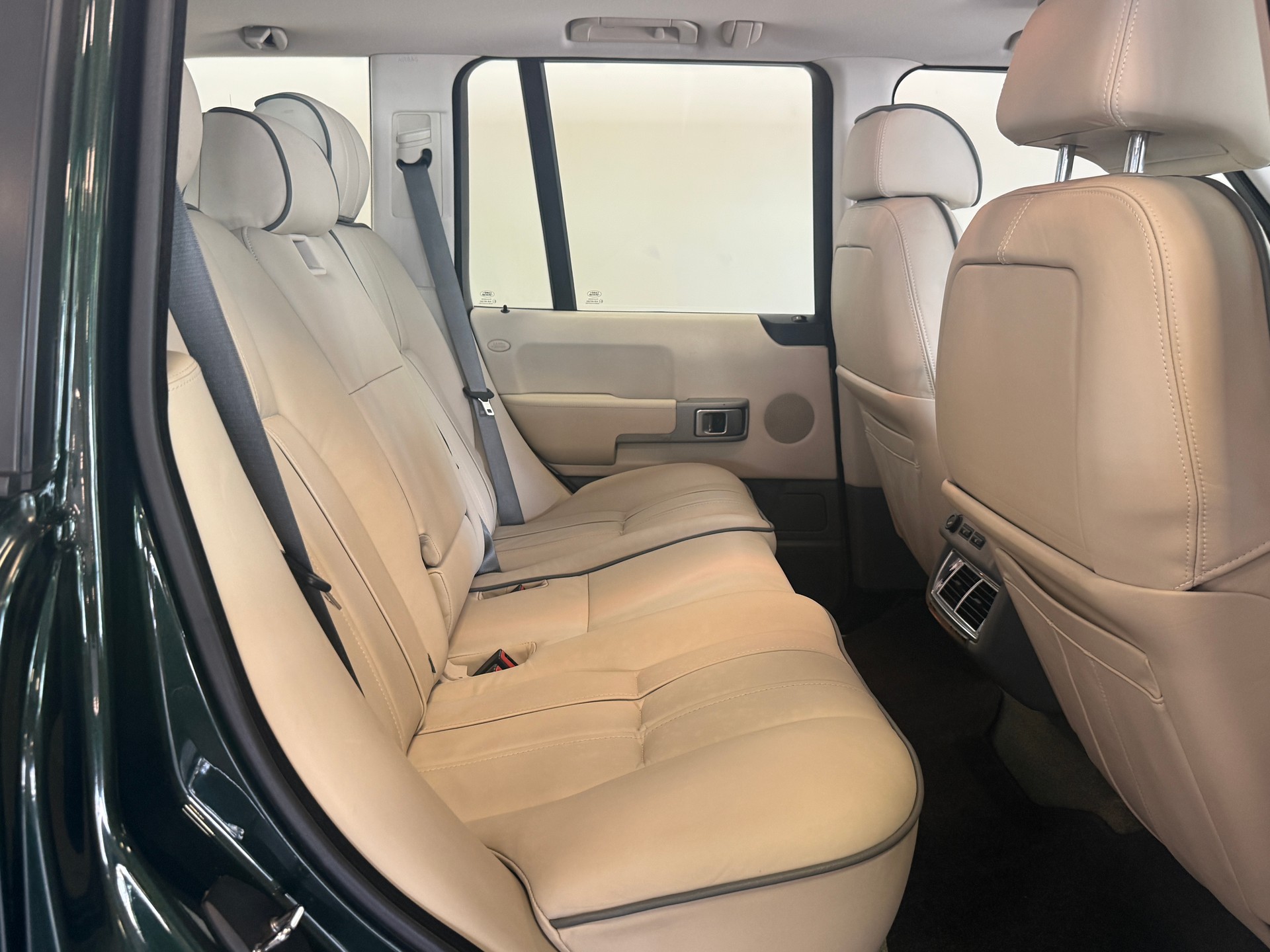 LAND ROVER Range Rover 4.4 V8 Vogue Automatic-image-9