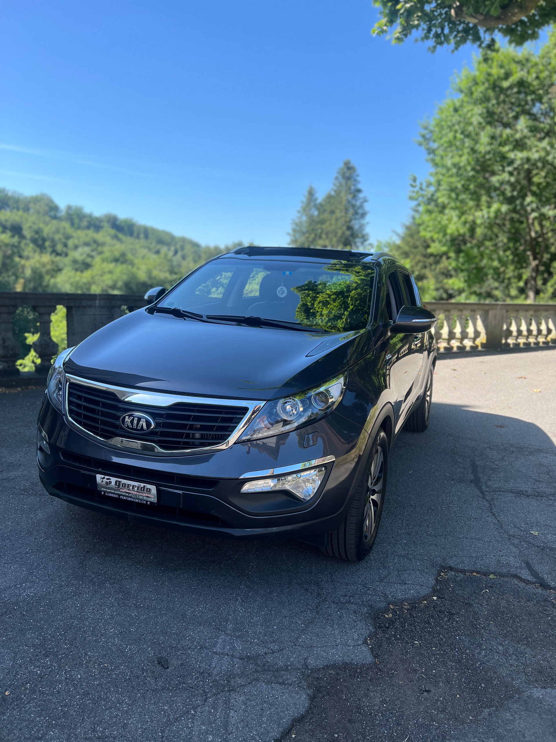 KIA Sportage 2.0 CRDi Style 4WD Automatic-image-1