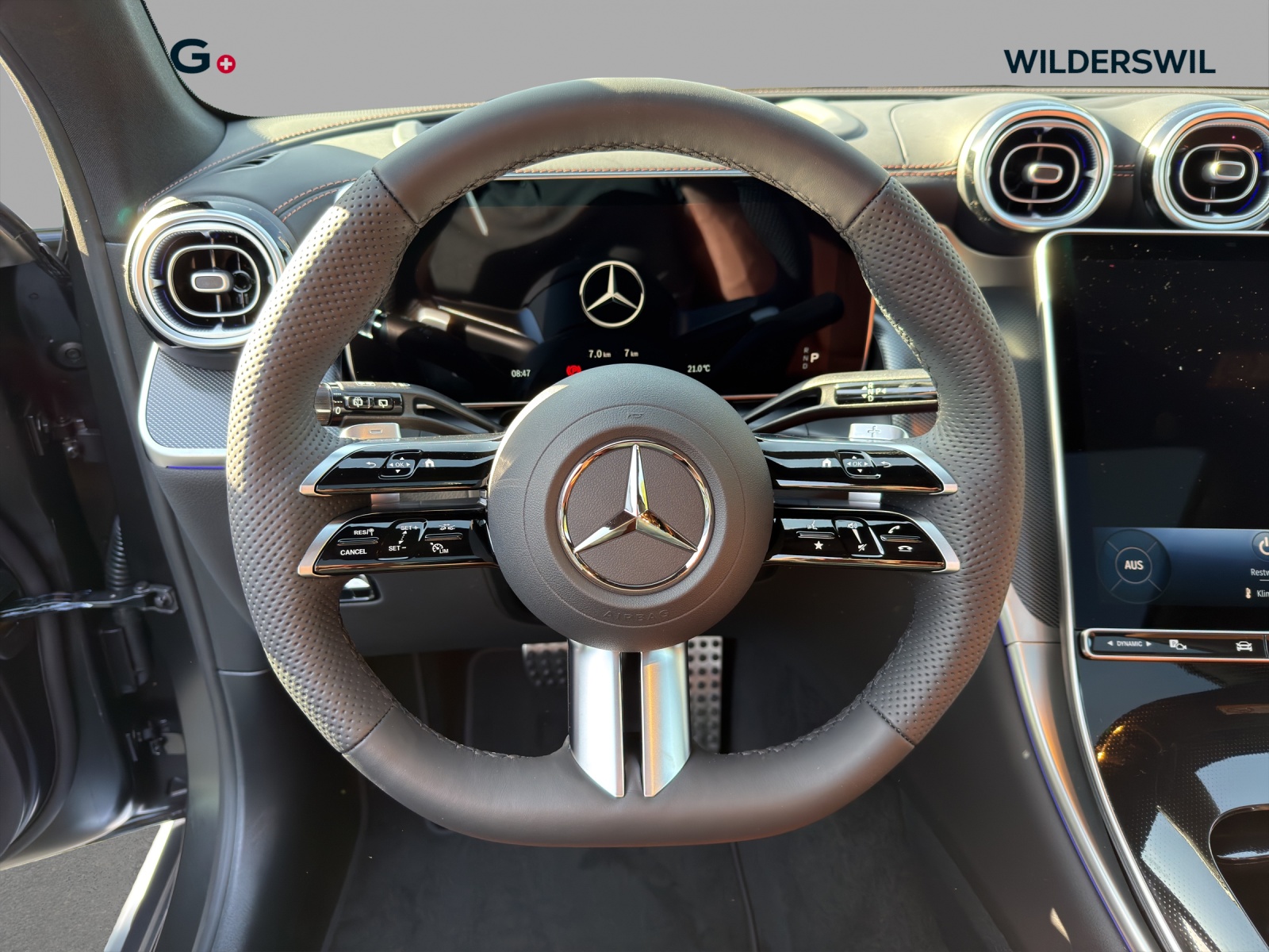 MERCEDES-BENZ GLC 220 d 4Matic 9G-Tronic-image-8
