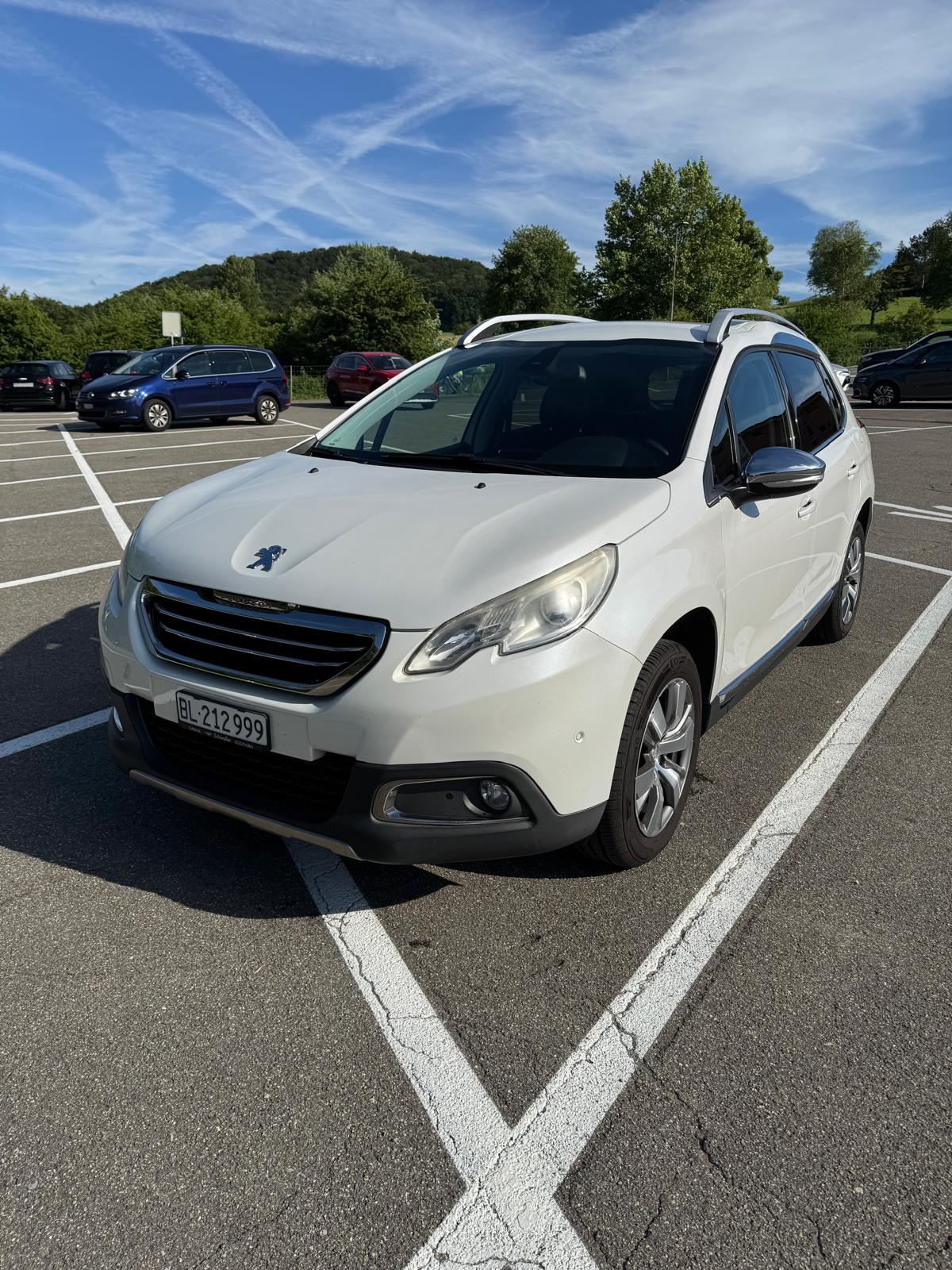 PEUGEOT 1.6 VTi Allure-image-0