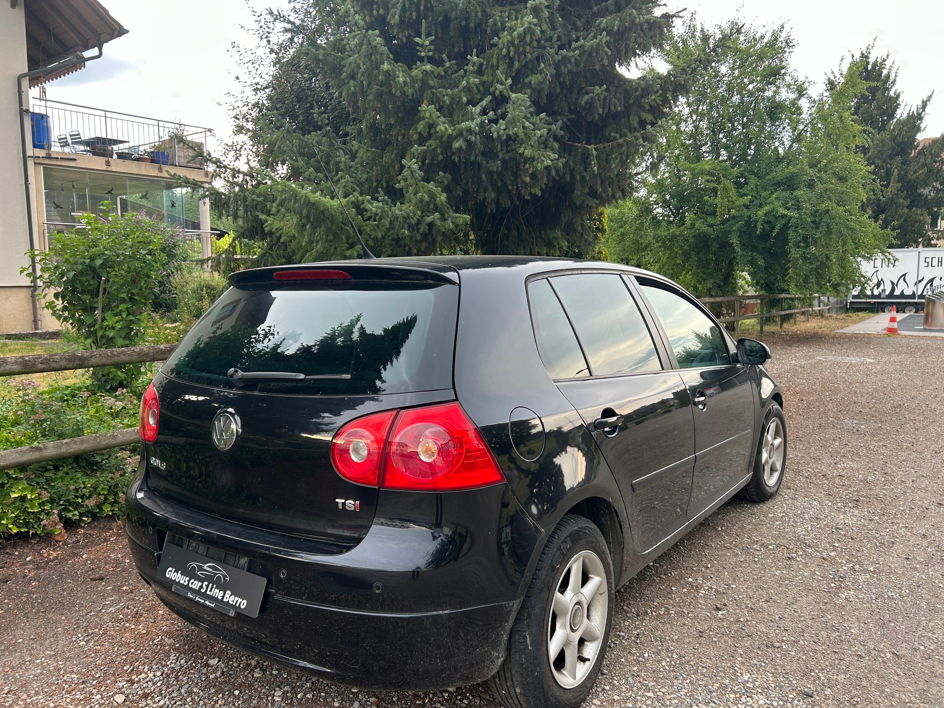 VW GOLF-image-4