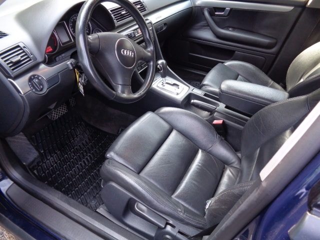 AUDI A4 Avant 3.0 V6 quattro-image-4