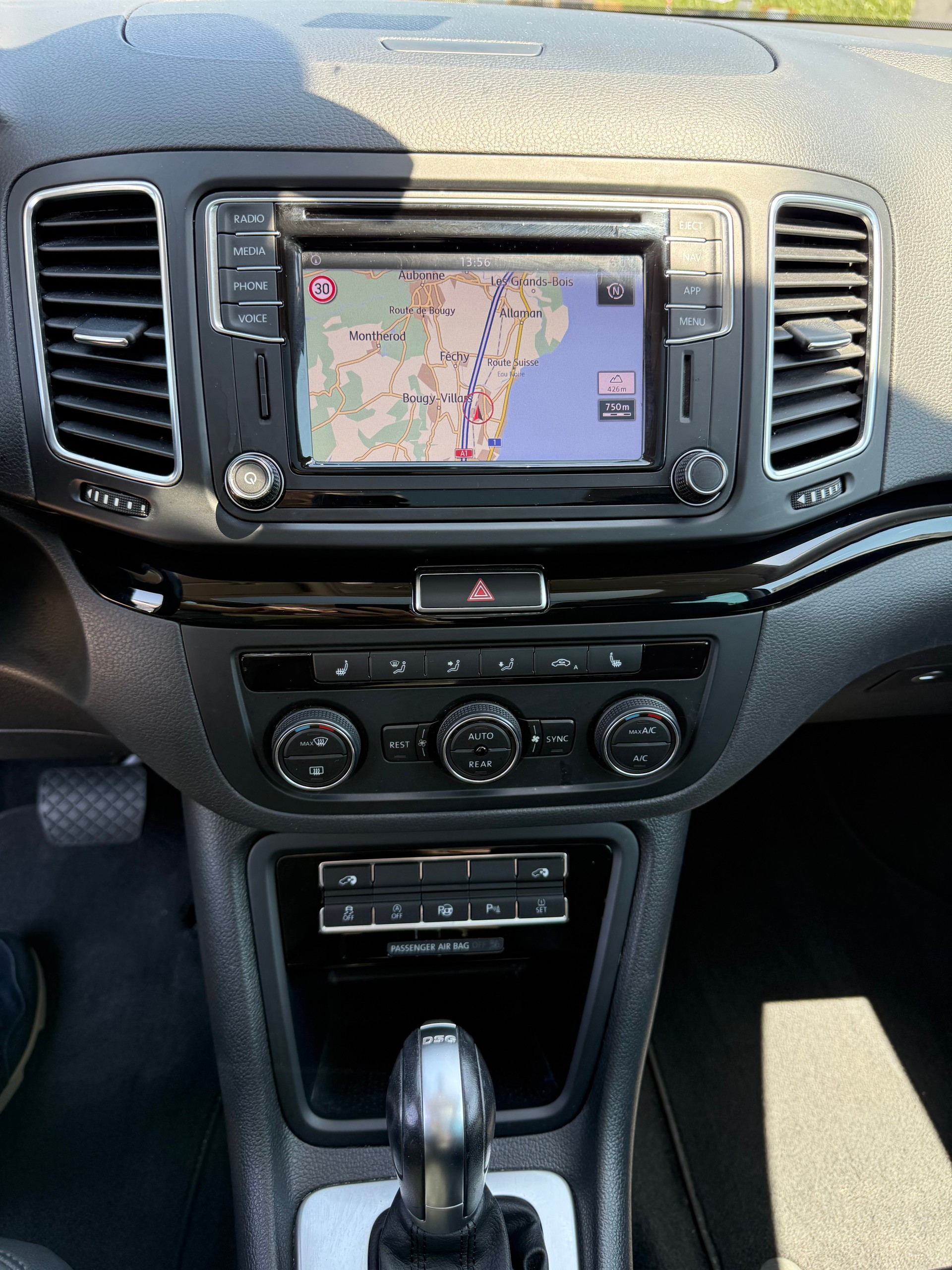 VW Sharan 2.0 TDI BMT Highline DSG-image-13