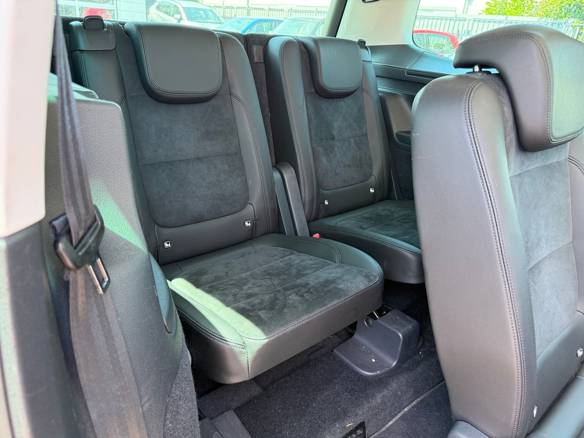 VW Sharan 2.0 TDI BMT Highline DSG-image-11