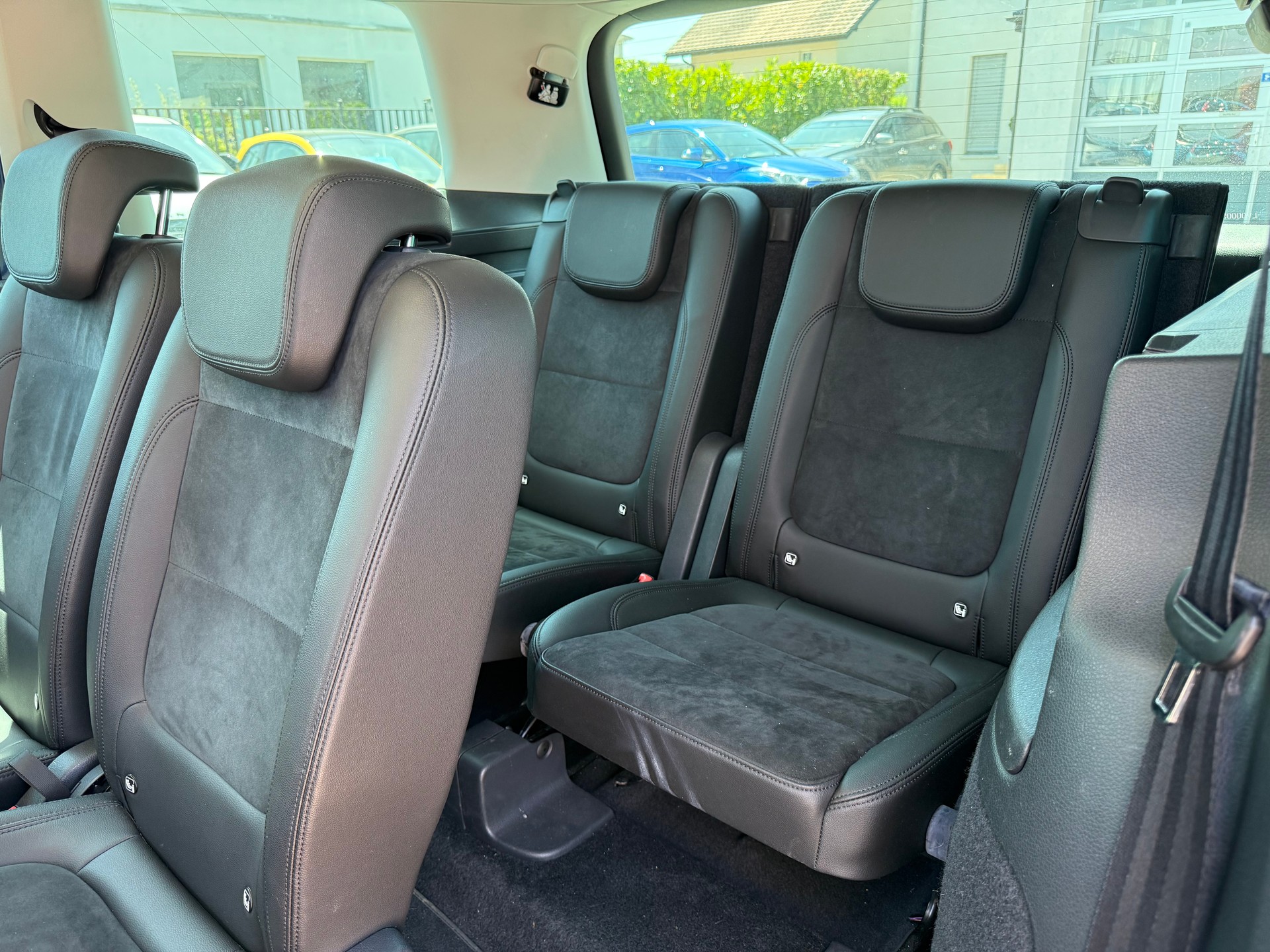VW Sharan 2.0 TDI BMT Highline DSG-image-10
