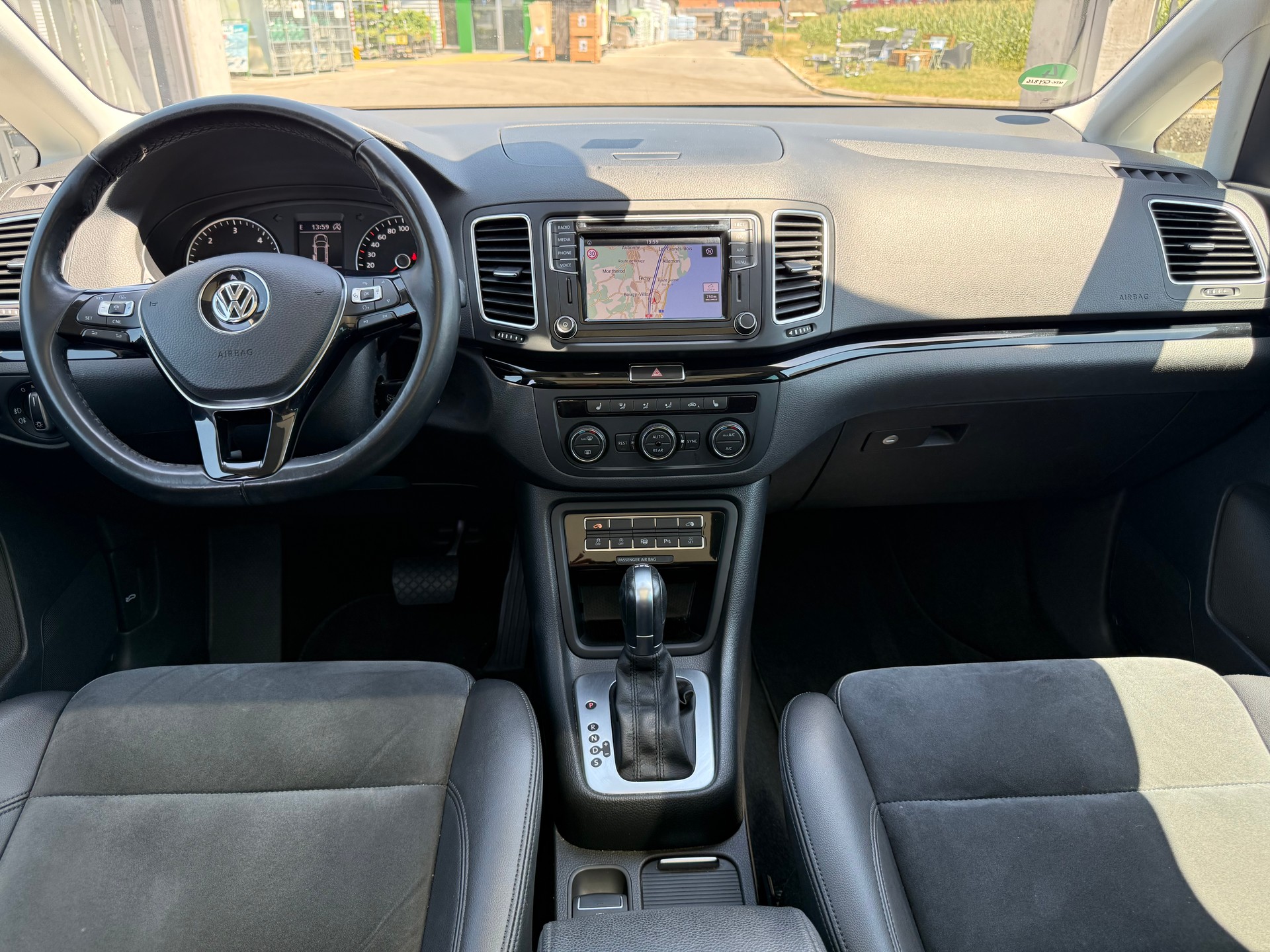 VW Sharan 2.0 TDI BMT Highline DSG-image-7
