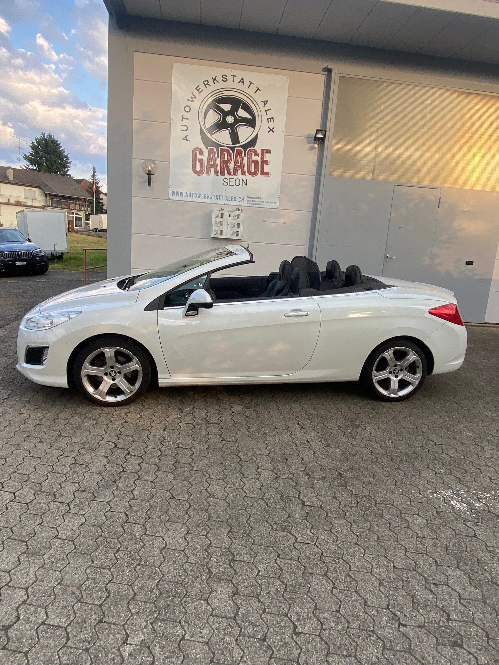 PEUGEOT 308 CC 1.6 16V Turbo Active-image-0