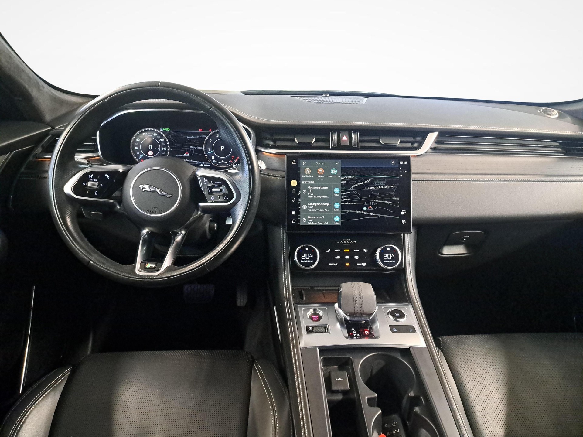 JAGUAR F-Pace 3.0 I6 R-Dynamic HSE AWD-image-8