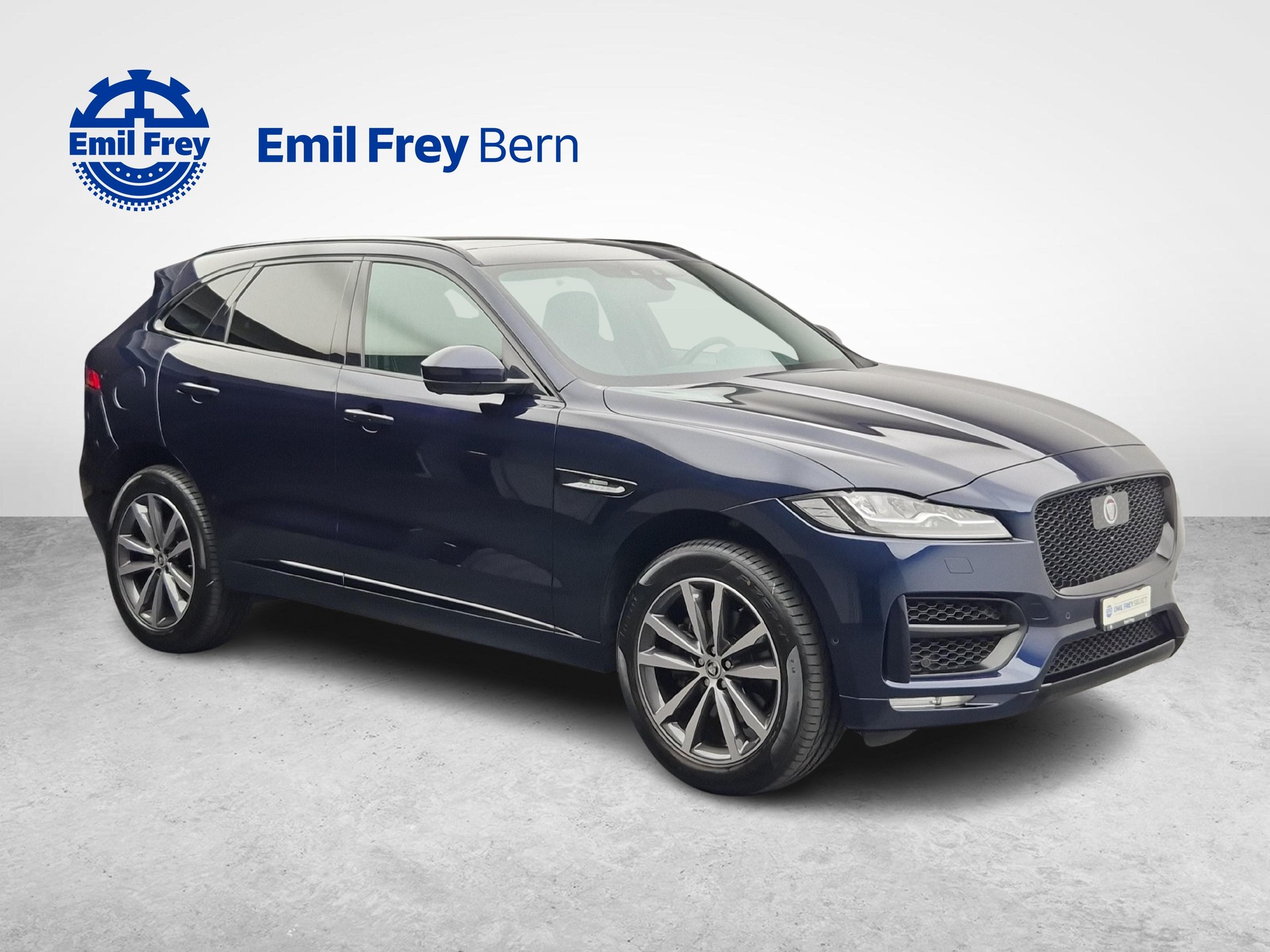 JAGUAR F-Pace 2.0 T 300 R-Sport AWD-image-4