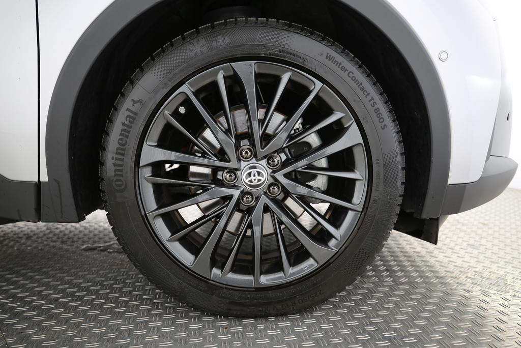 TOYOTA C-HR 2.0 PHEV GR Sport-image-11