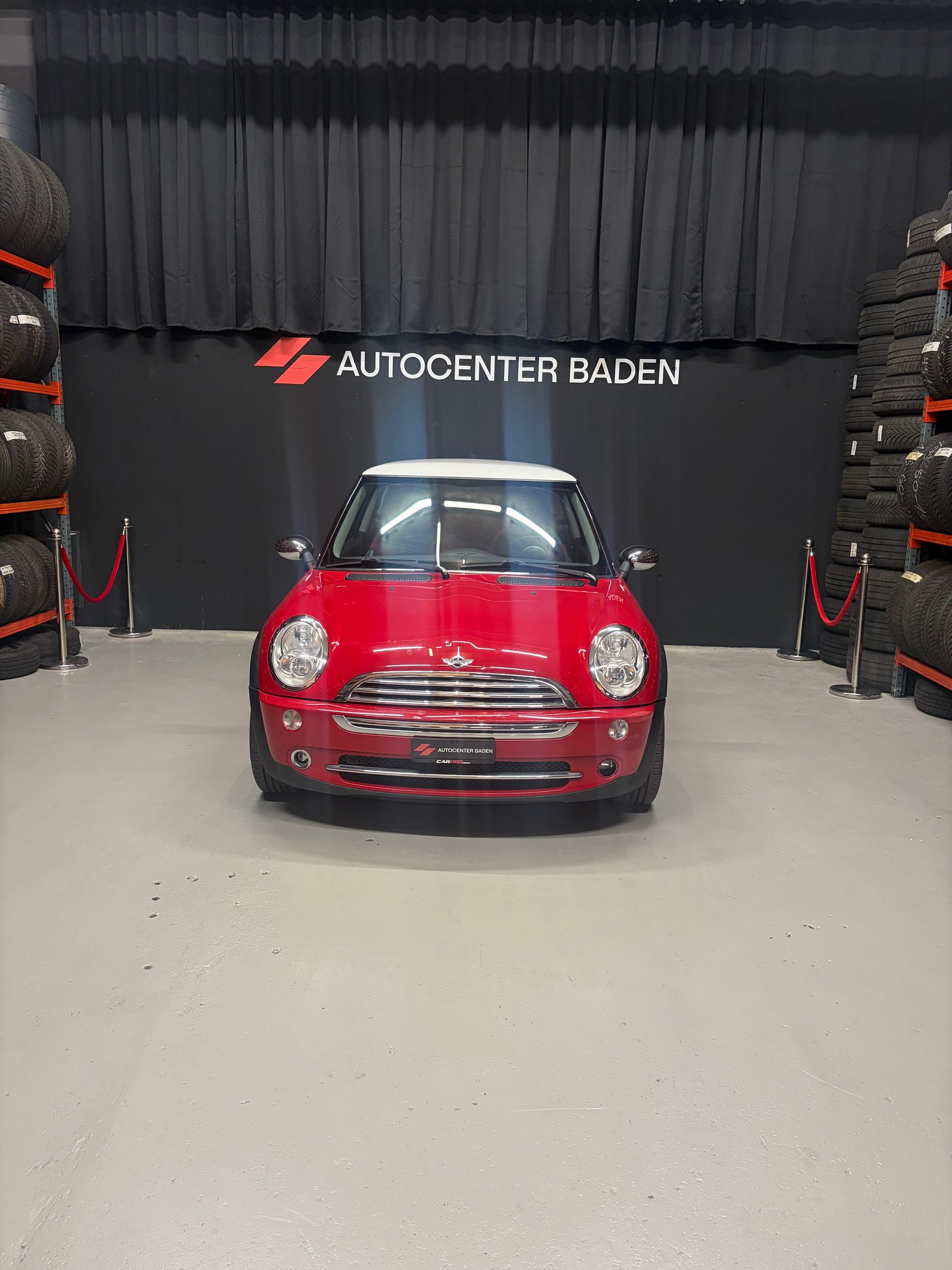 MINI Cooper-image-2