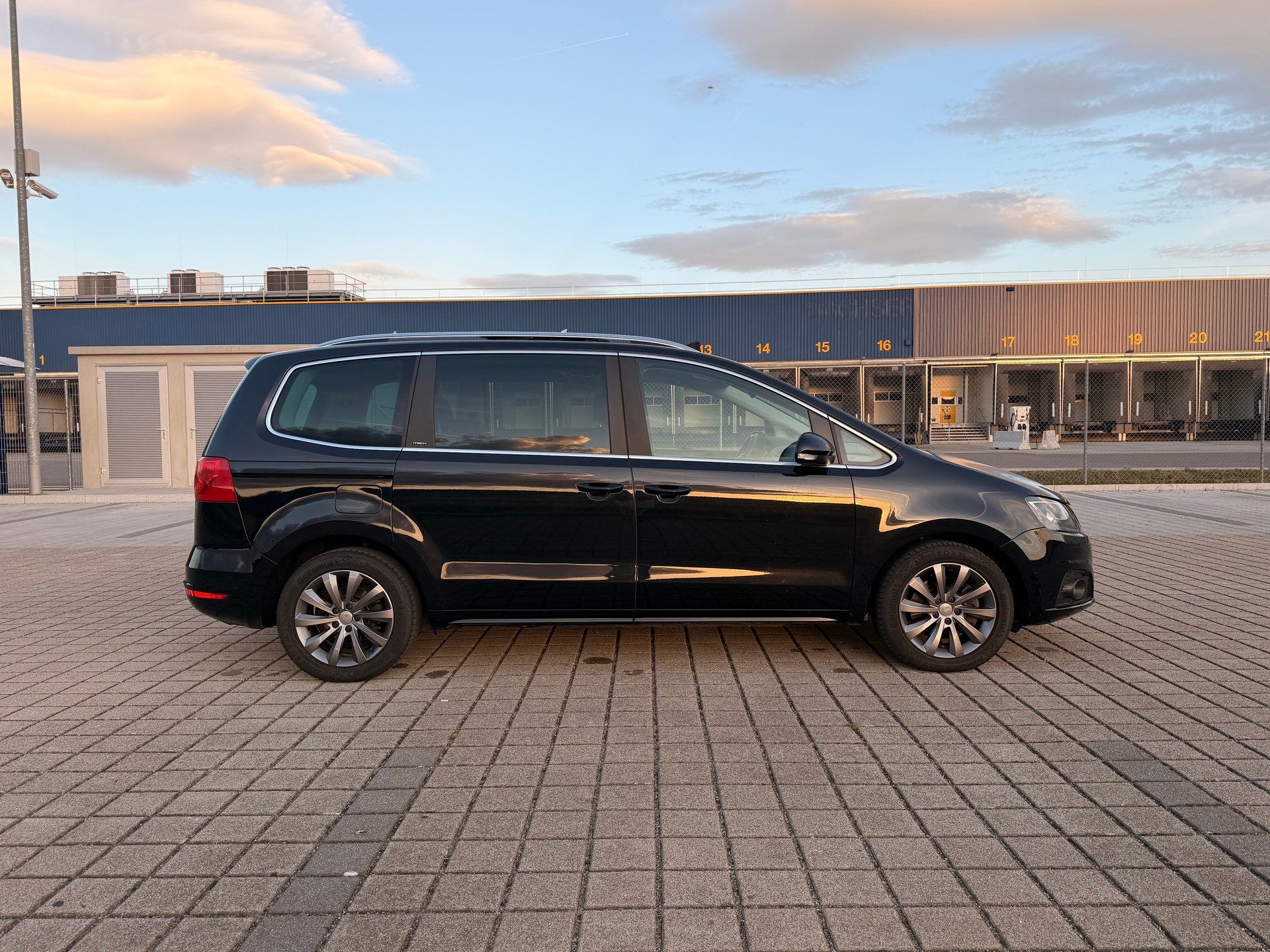 SEAT Alhambra 2.0 TDI ITECH 4x4-image-6