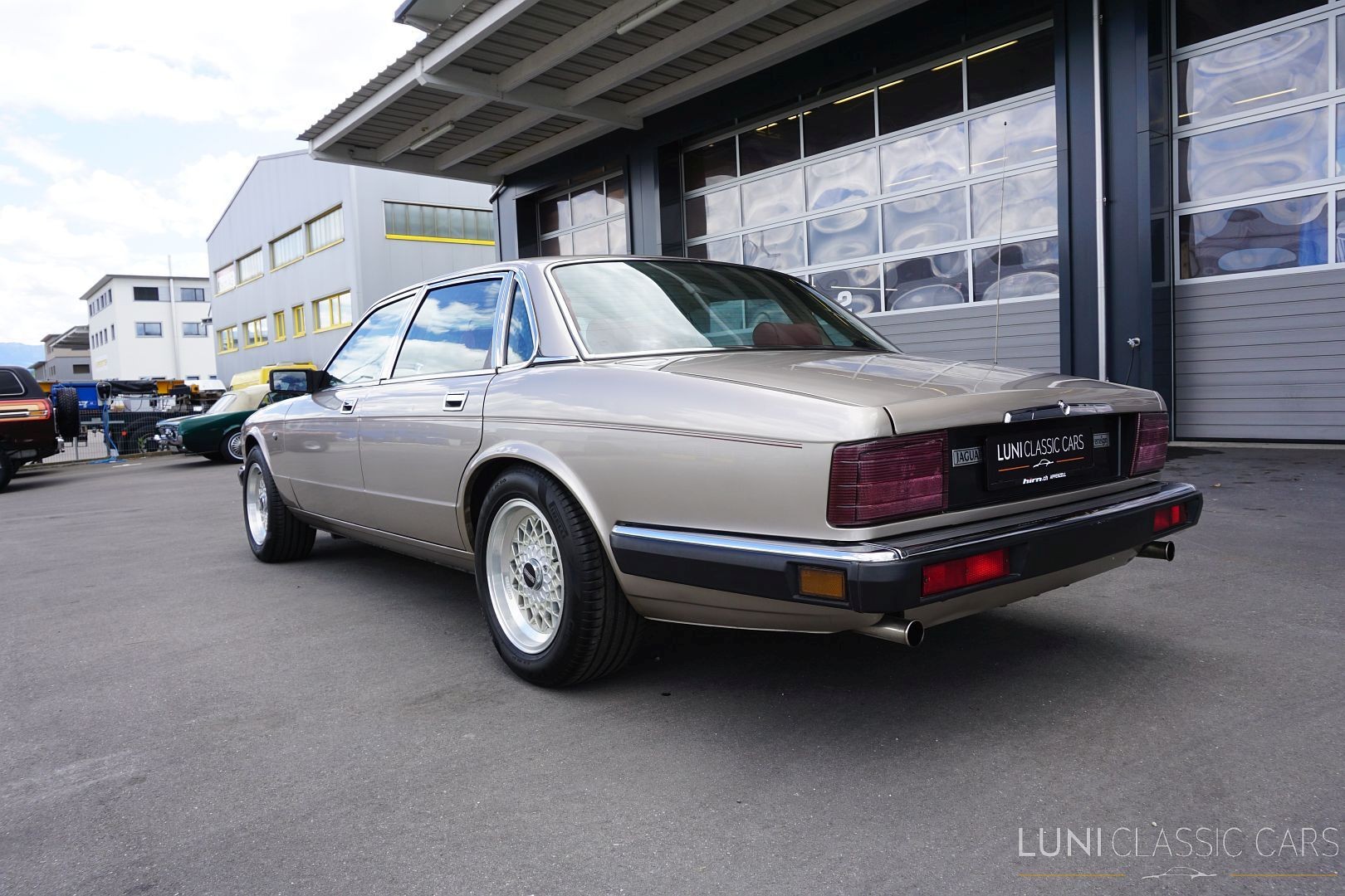 JAGUAR XJ6 3.6 Sovereign-image-3