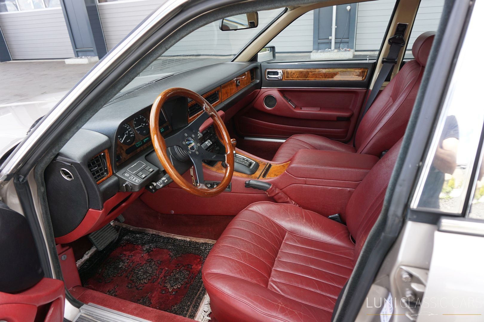 JAGUAR XJ6 3.6 Sovereign-image-21