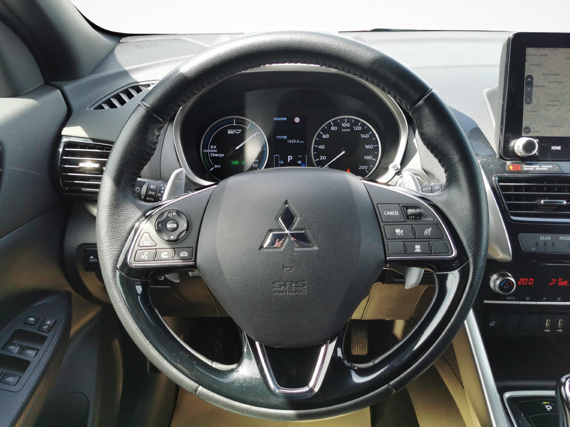 MITSUBISHI Eclipse Cross 2.4 PHEV Instyle 4x4-image-4