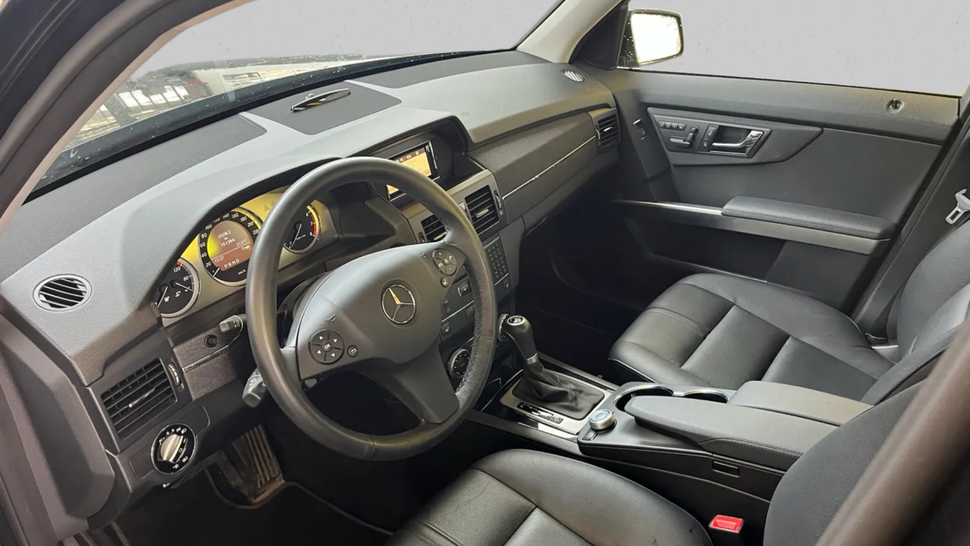 MERCEDES-BENZ GLK 300 (280) 4Matic 7G-Tronic-image-9