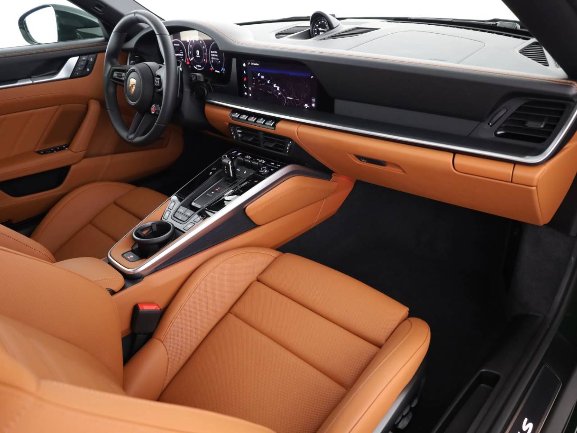 PORSCHE 911 Carrera 4S Cabriolet-image-12