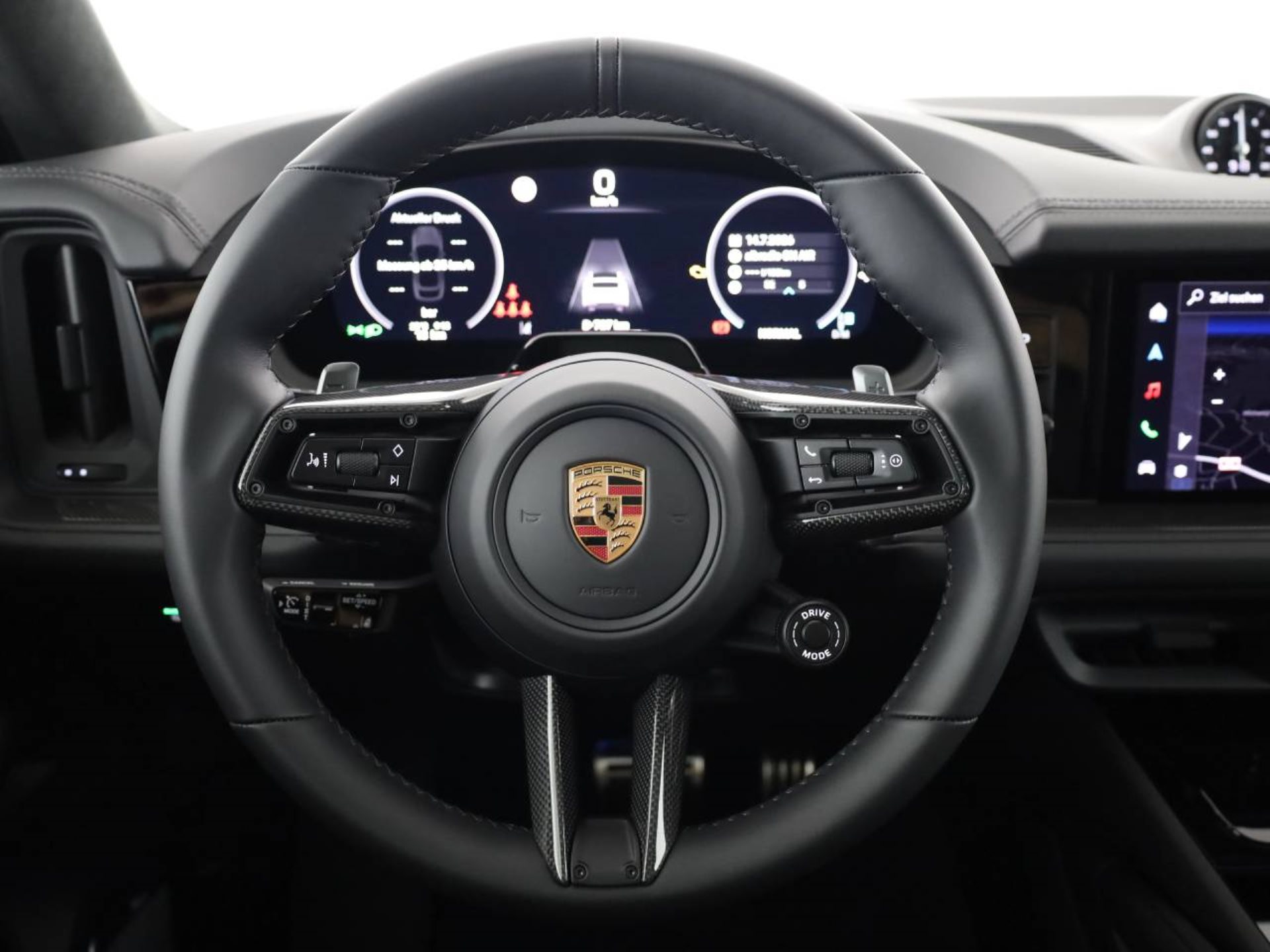 PORSCHE Cayenne GTS Coupé-showroom-element-3