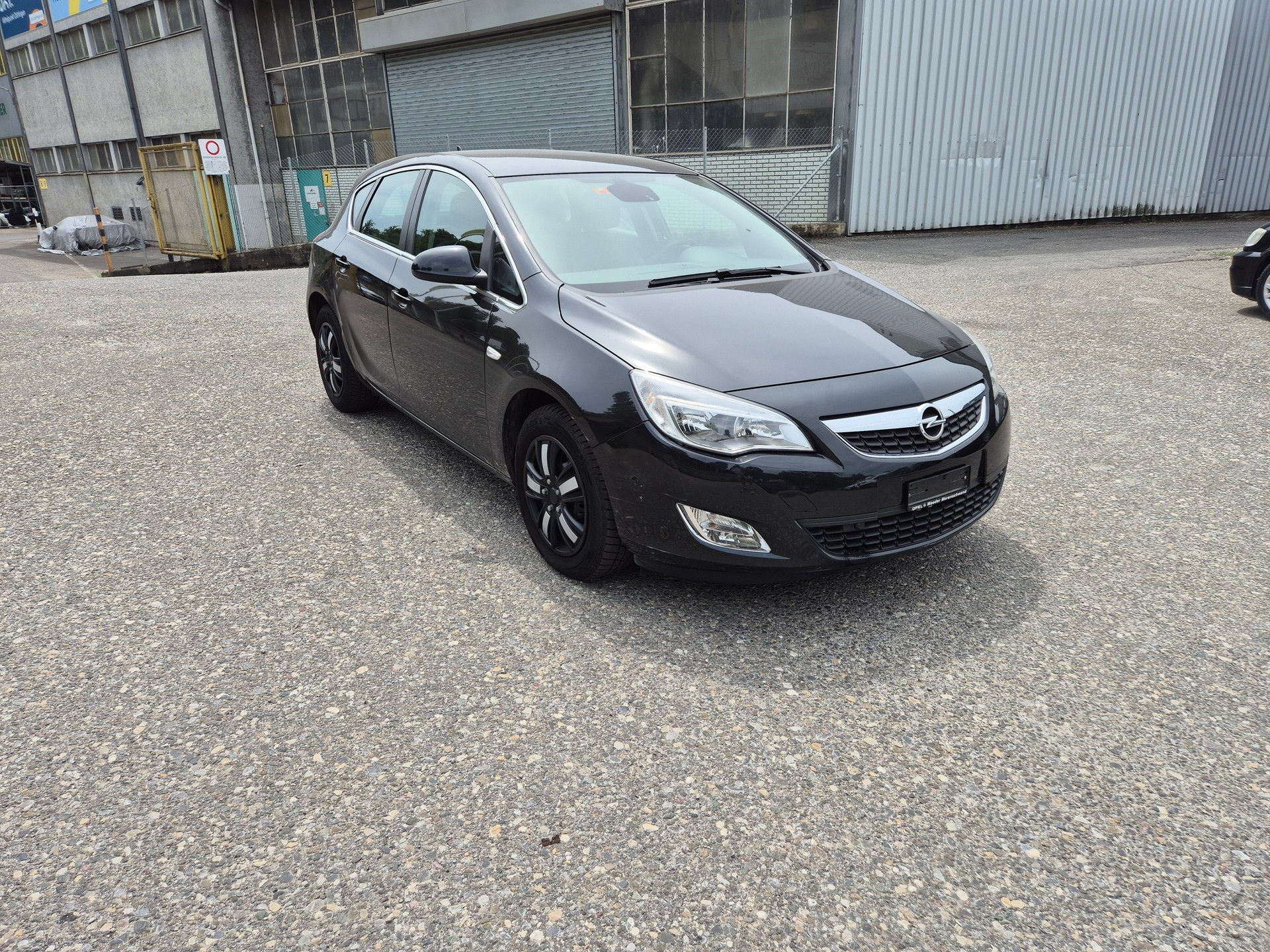 OPEL Astra 1.4i 16V Turbo Sport Automatic-image-3
