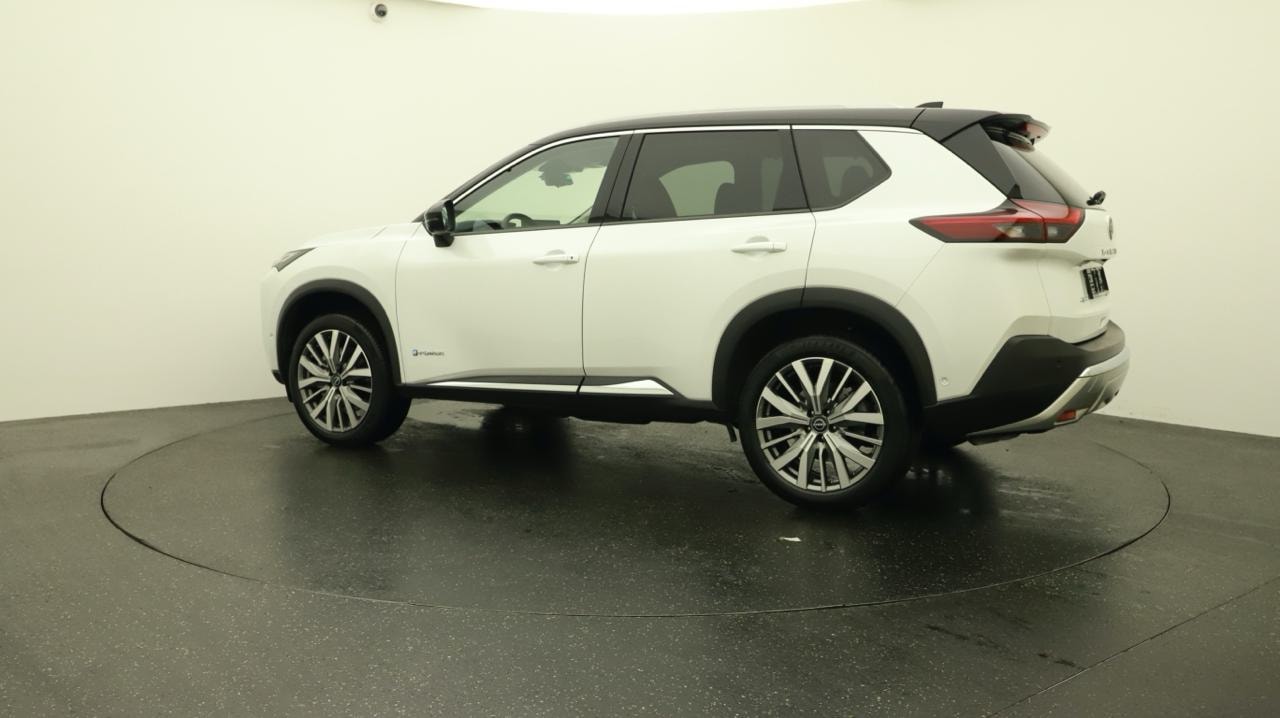 NISSAN X-Trail 1.5 VC-T e-Power 4WD 7 Sitze Tekna-image-2