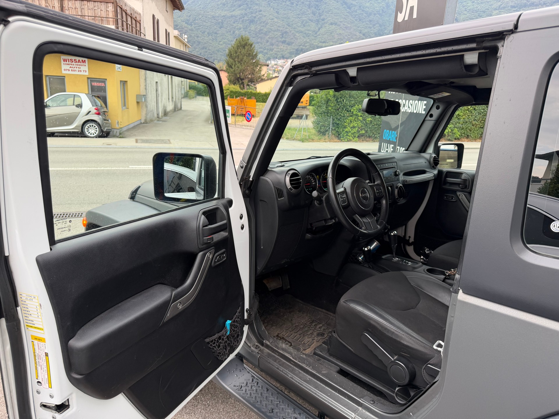 JEEP Wrangler 2.8 CRD Rubicon Automatic hardtop-image-6