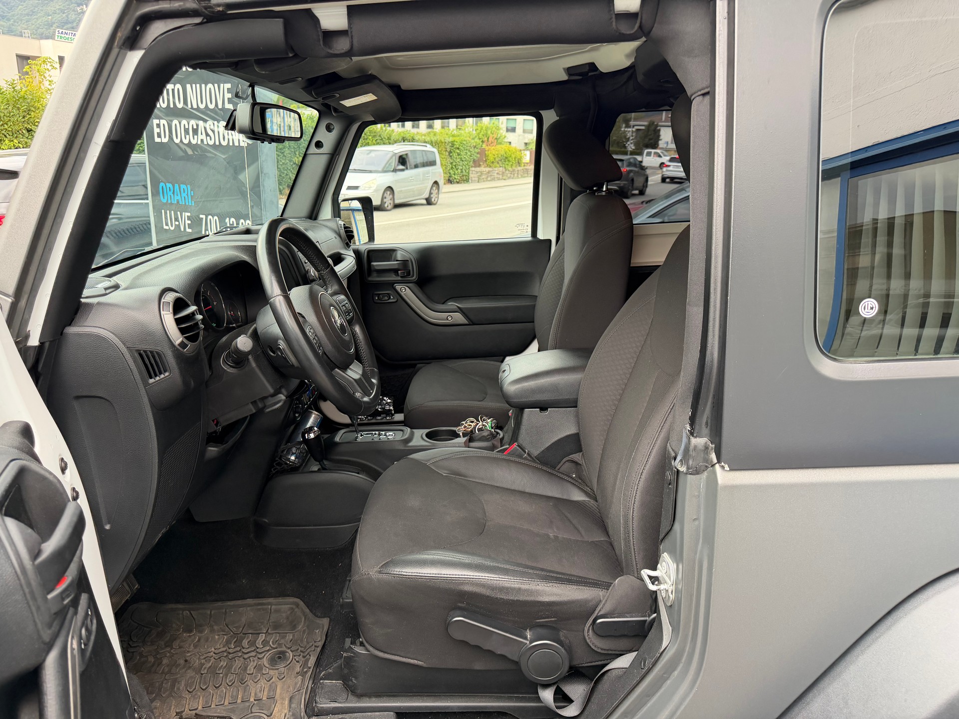 JEEP Wrangler 2.8 CRD Rubicon Automatic hardtop-image-7
