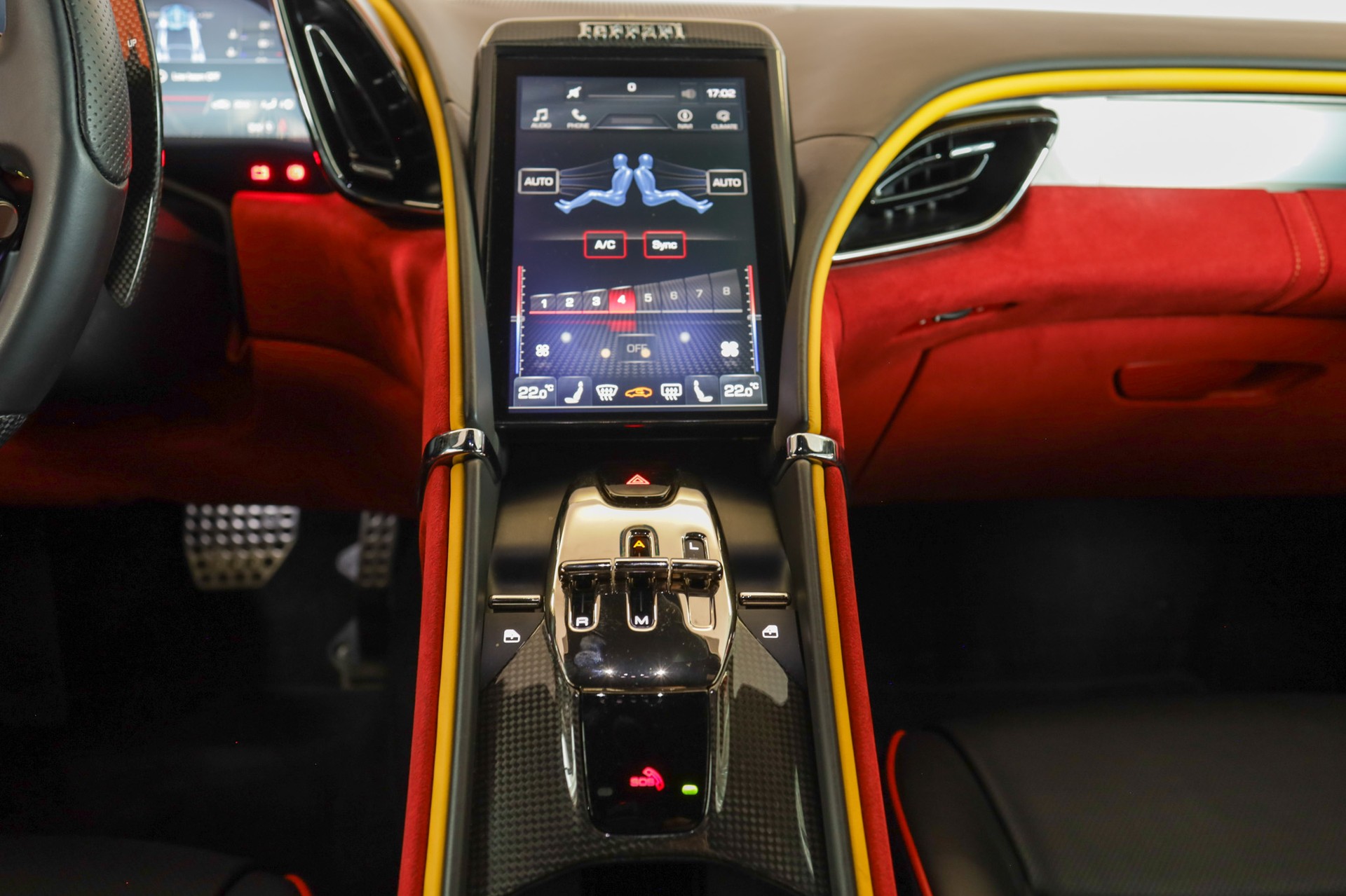 FERRARI Roma 3.9 V8 T-image-16